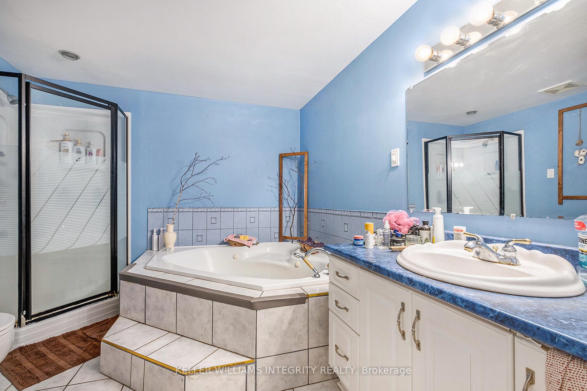Photo 7 of 1384 Chatelain Avenue, Ottawa, Carlington — HOMEH