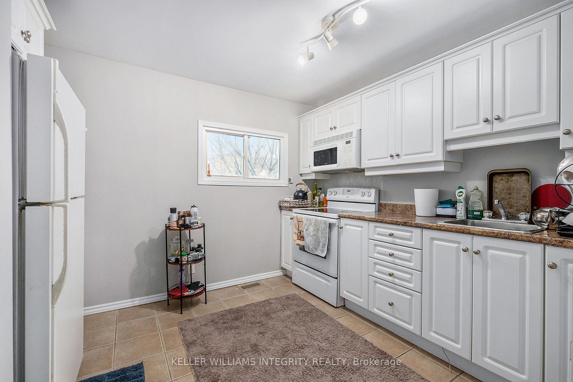 Photo 11 of 1384 Chatelain Avenue, Ottawa, Carlington — HOMEH