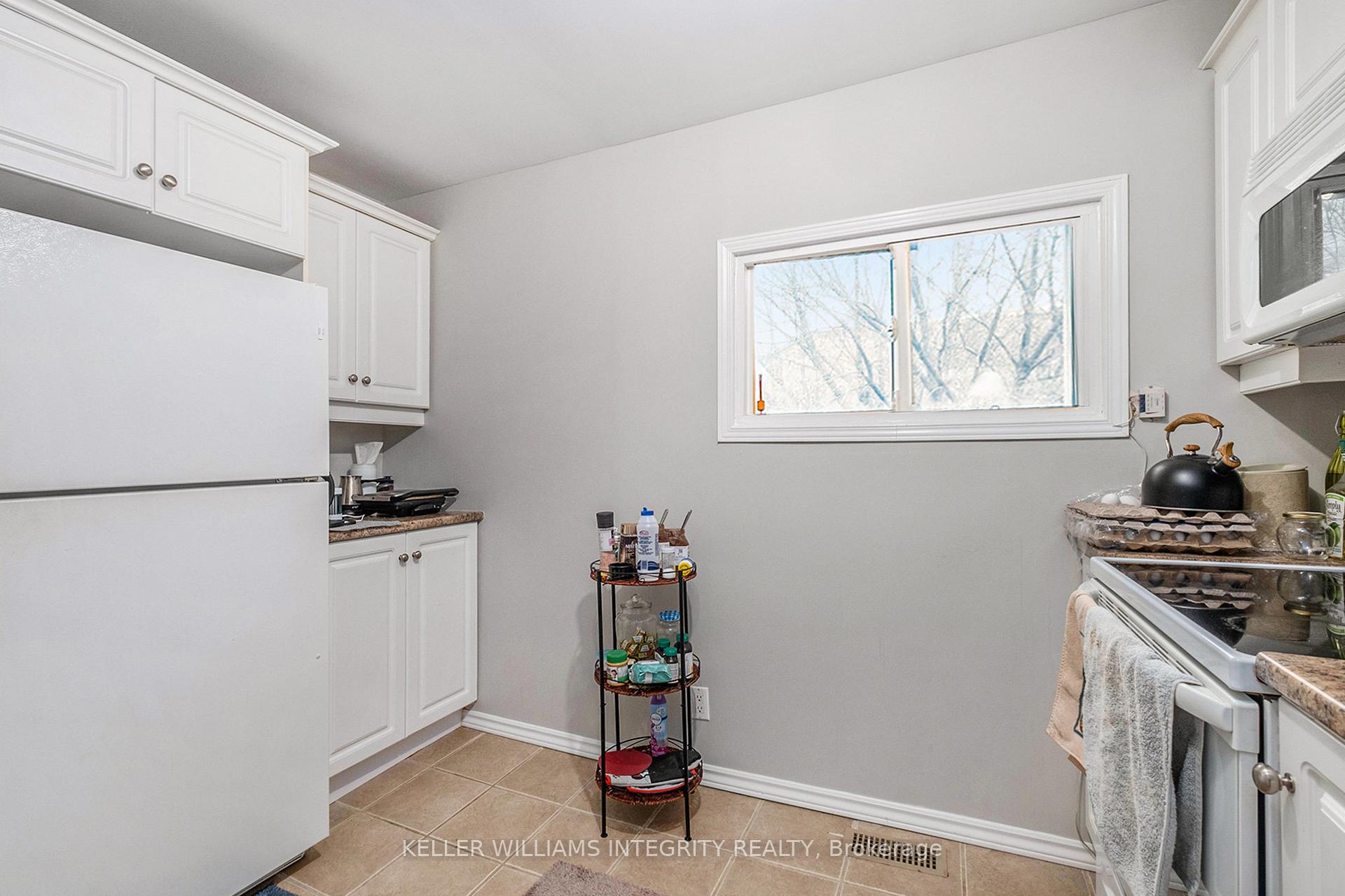 Photo 13 of 1384 Chatelain Avenue, Ottawa, Carlington — HOMEH