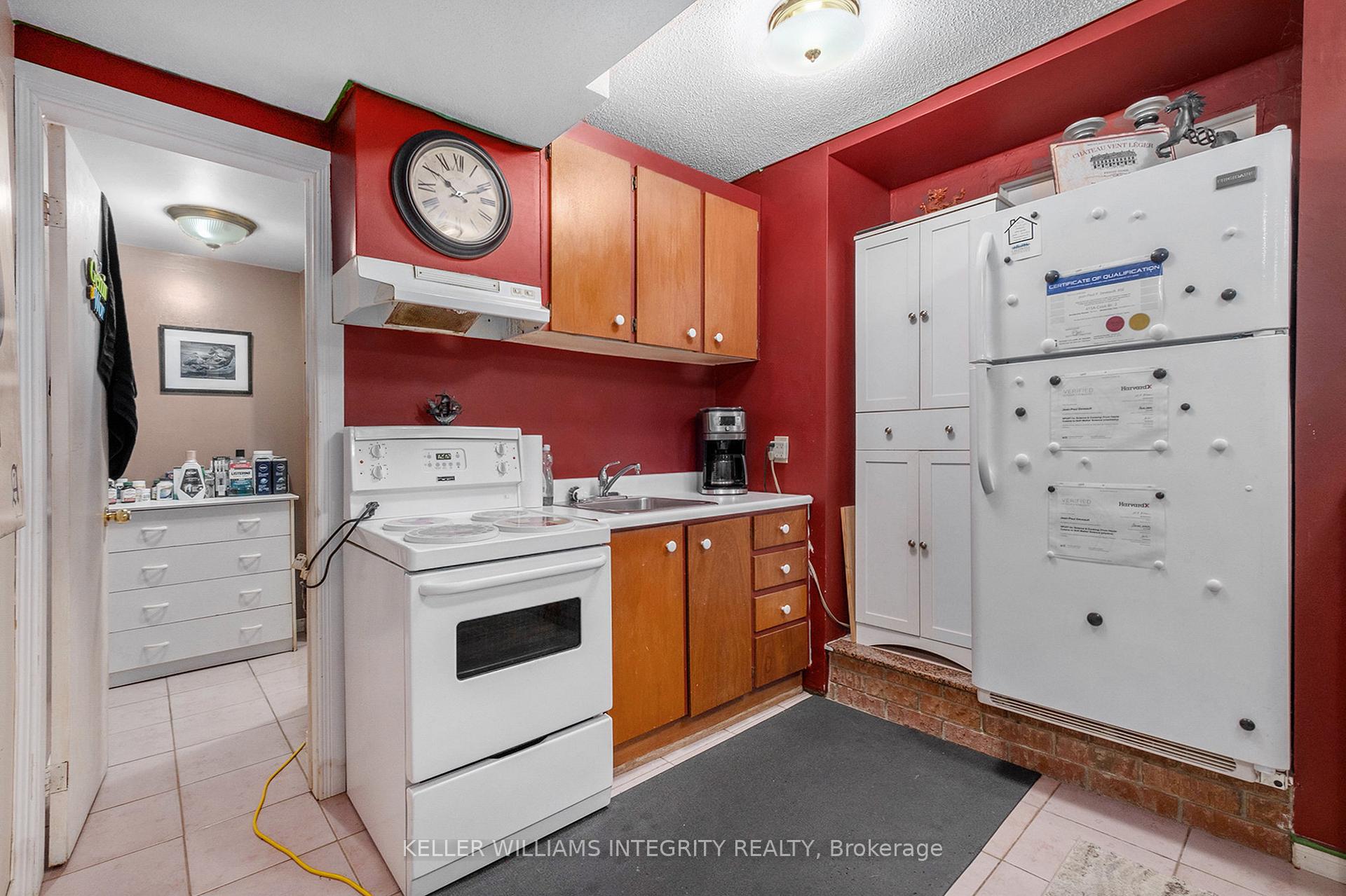 Photo 23 of 1384 Chatelain Avenue, Ottawa, Carlington — HOMEH