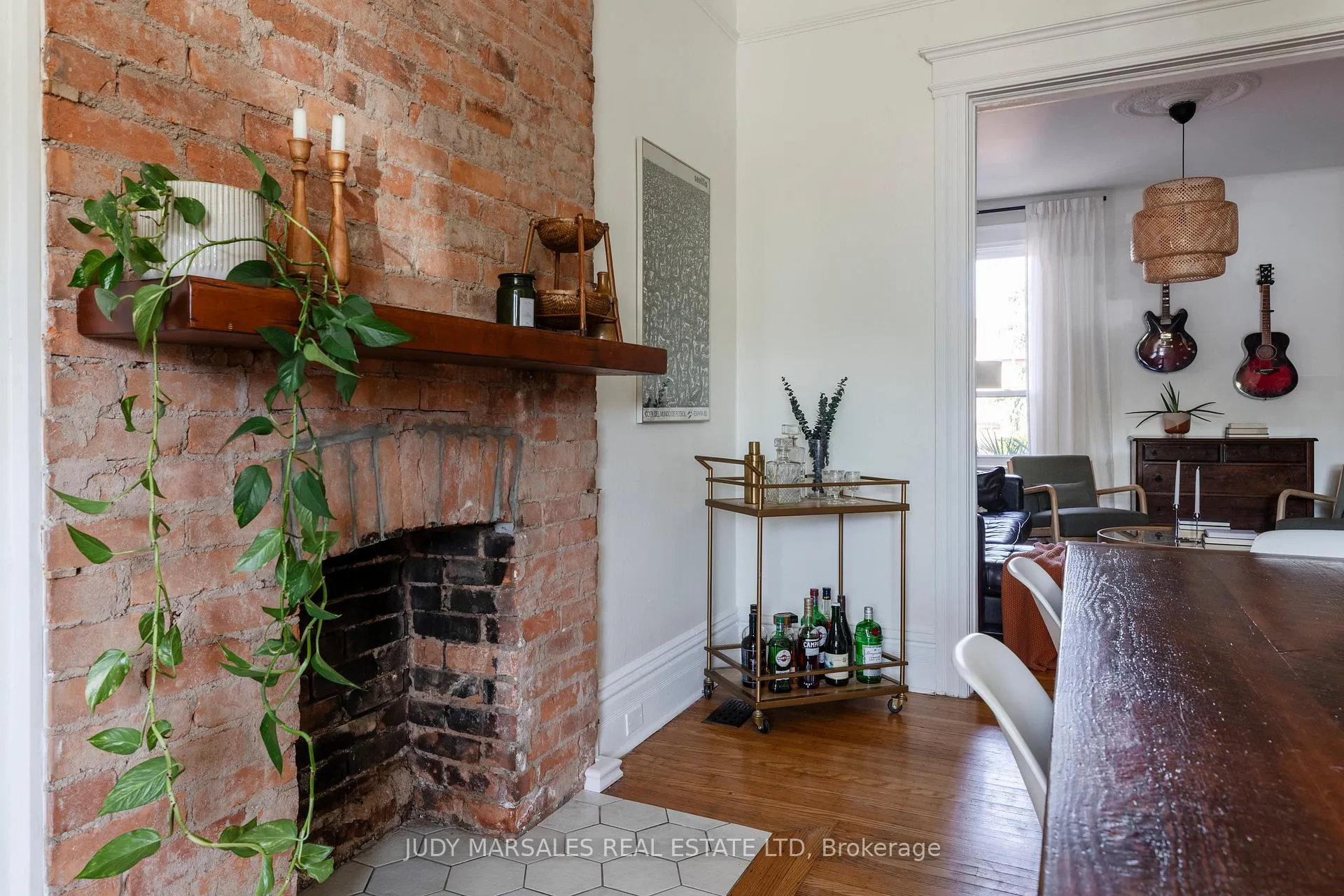 Photo 9 of 189 West Avenue N, Hamilton, Landsdale — HOMEH