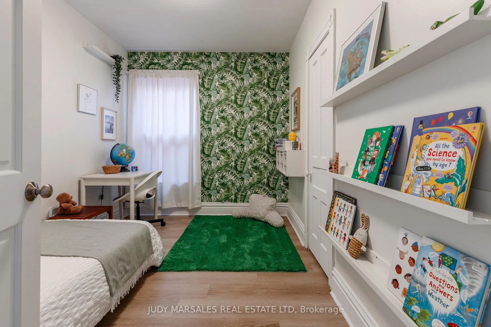 Photo 27 of 189 West Avenue N, Hamilton, Landsdale — HOMEH