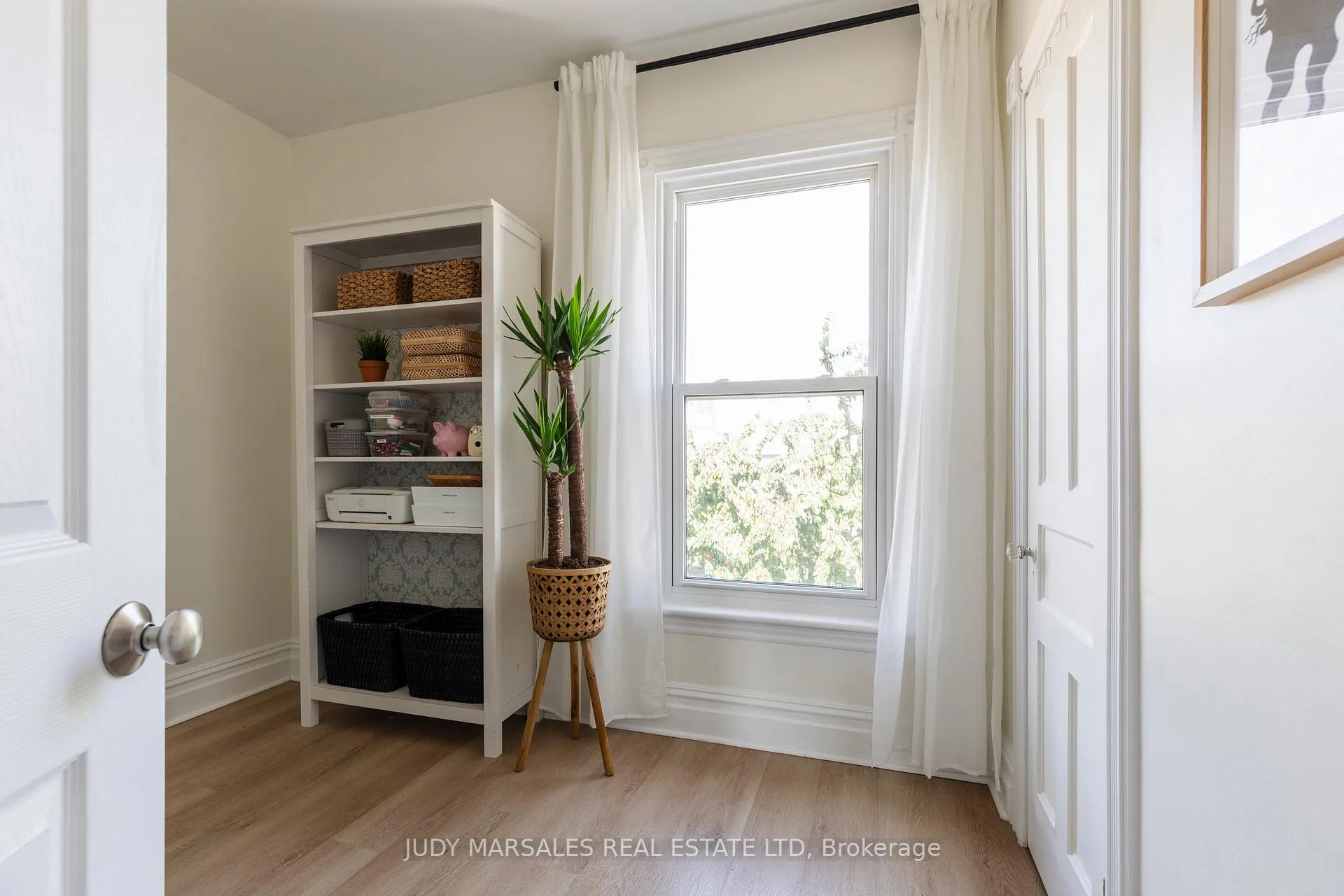 Photo 30 of 189 West Avenue N, Hamilton, Landsdale — HOMEH