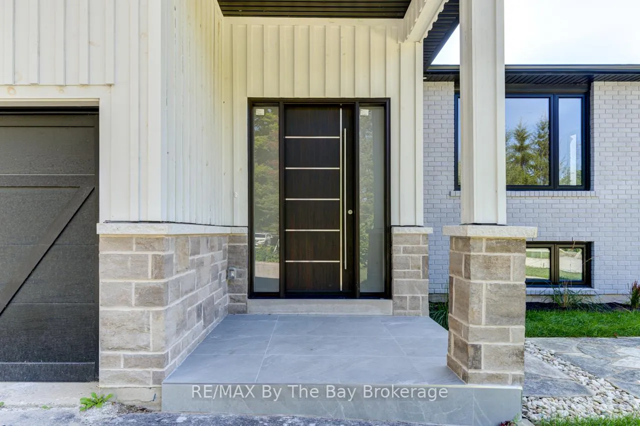 Photo 3 of 209854 Highway 26, Blue Mountains — HOMEH