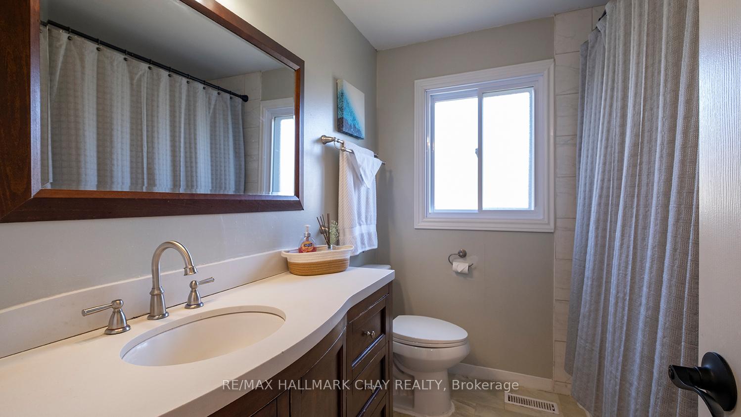 Photo 33 of 151 Orchard Heights Boulevard, Aurora, Aurora Heights — HOMEH