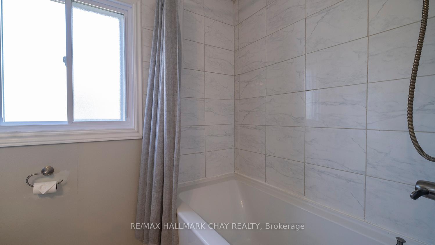 Photo 35 of 151 Orchard Heights Boulevard, Aurora, Aurora Heights — HOMEH