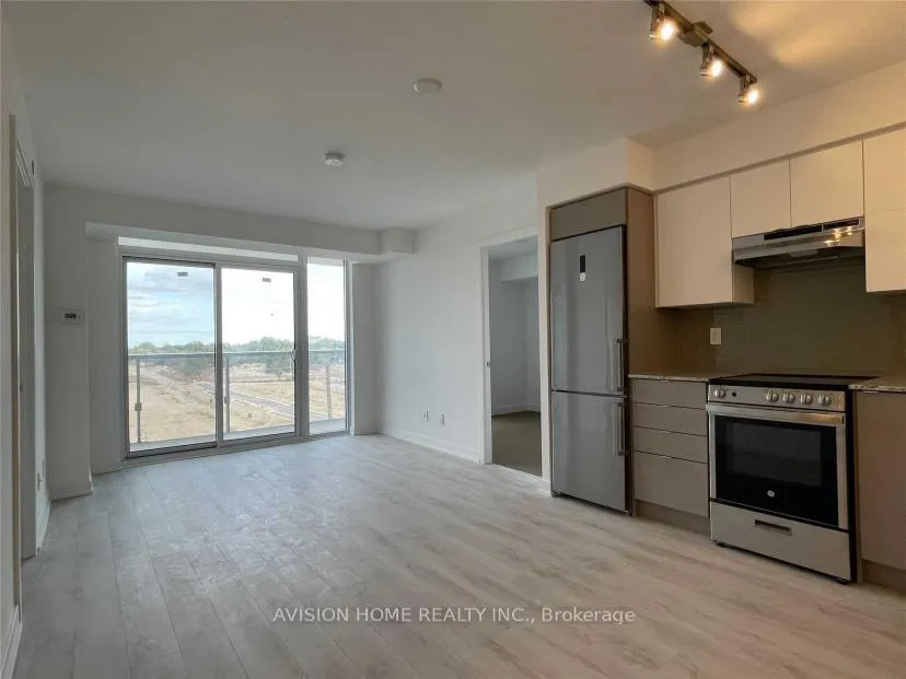Photo 7 of Unit 619, 120 Varna Drive, Toronto, Englemount-Lawrence — HOMEH