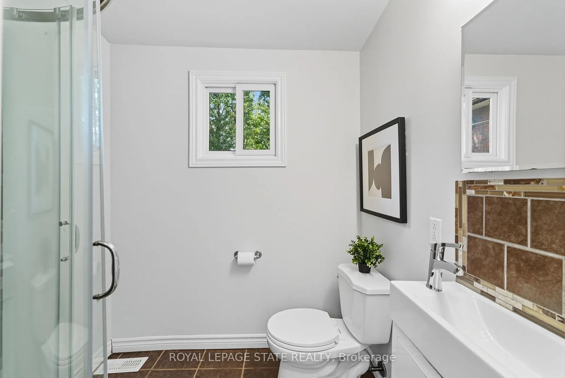Photo 14 of 13 Bruce Street, Hamilton, Durand — HOMEH