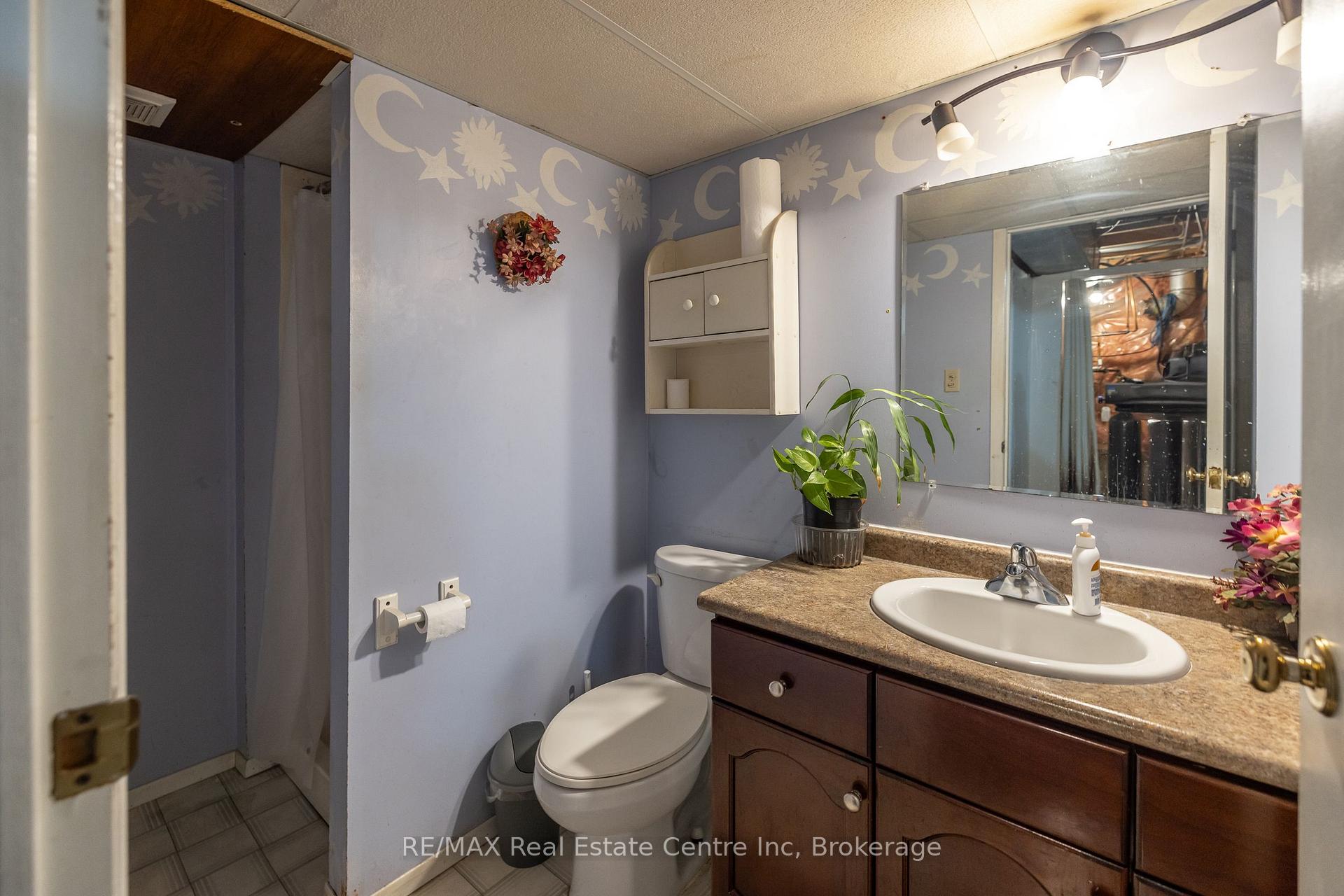 Photo 32 of 112 Stephen Drive, Guelph, Willow West/Sugarbush/West Acres — HOMEH