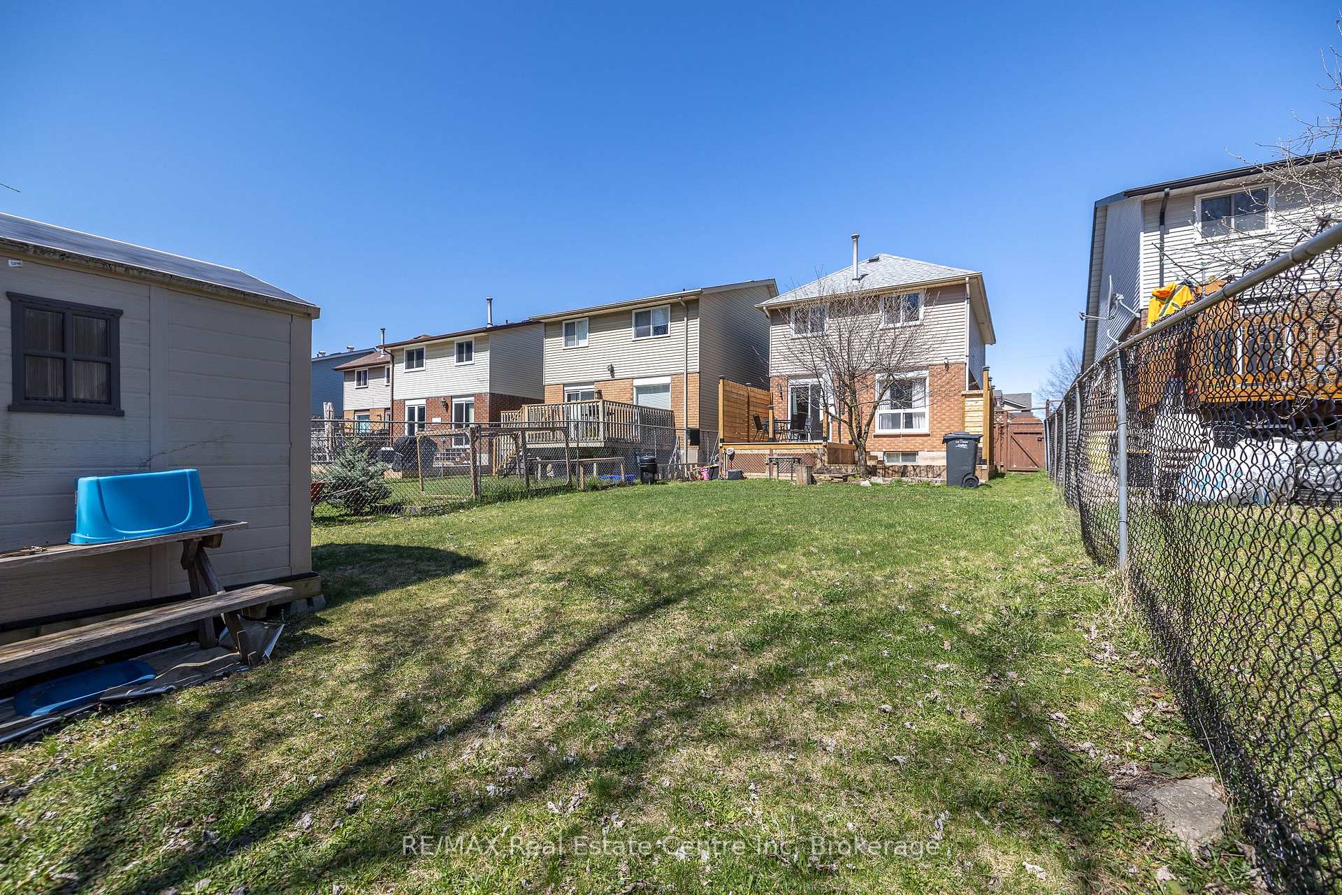 Photo 48 of 112 Stephen Drive, Guelph, Willow West/Sugarbush/West Acres — HOMEH