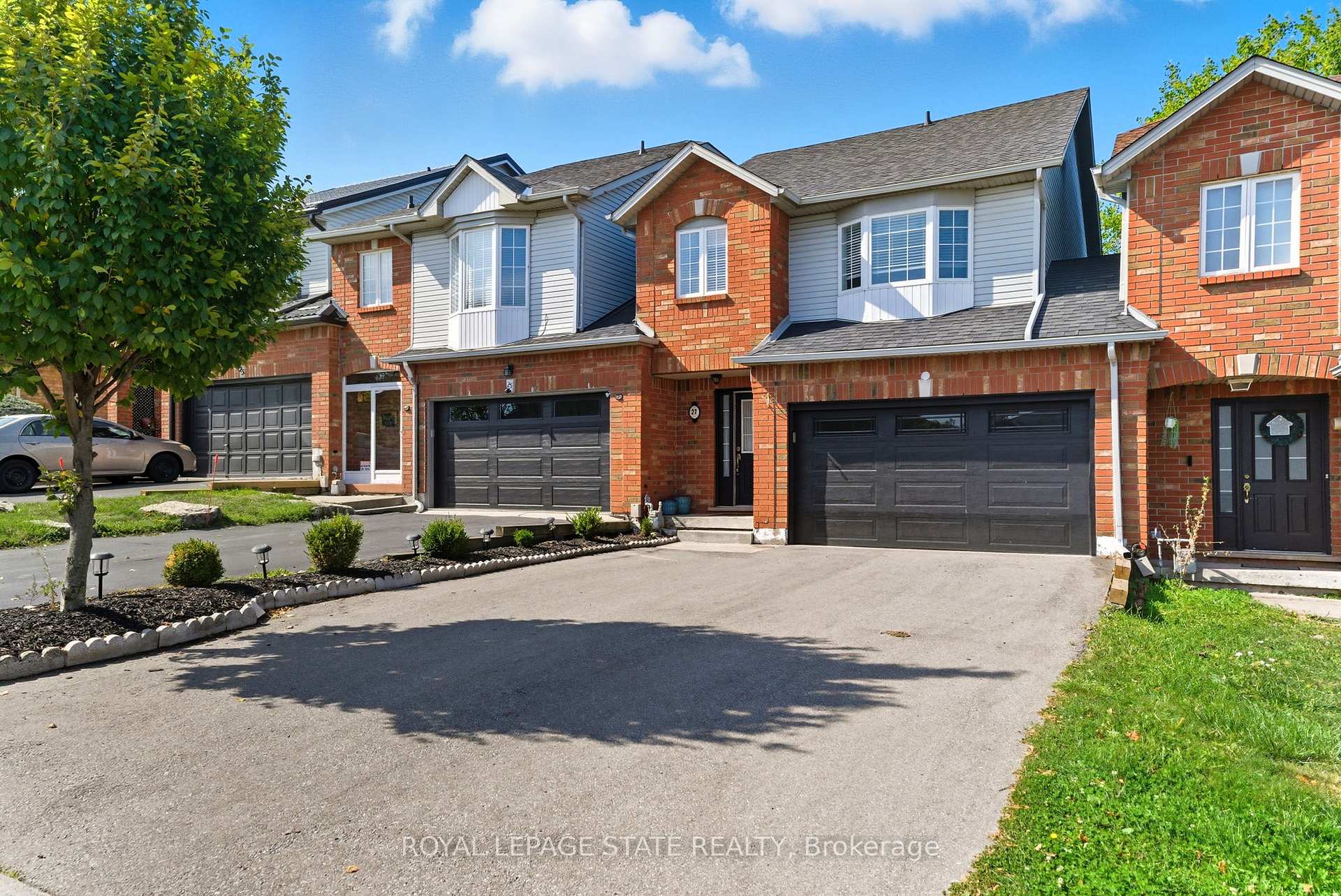 Photo 1 of 27 Glenhollow Drive, Hamilton, Stoney Creek Mountain — HOMEH