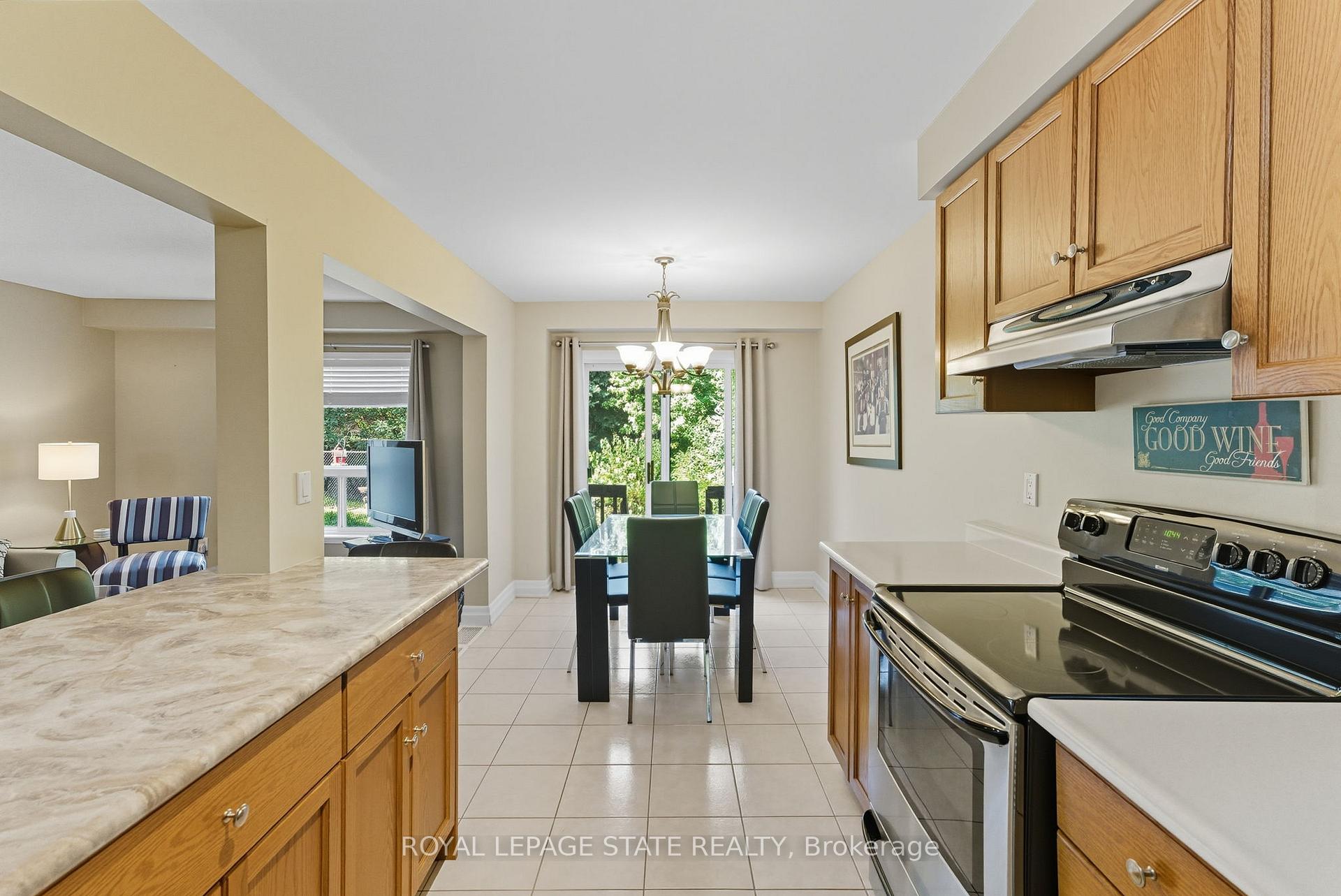 Photo 11 of 27 Glenhollow Drive, Hamilton, Stoney Creek Mountain — HOMEH