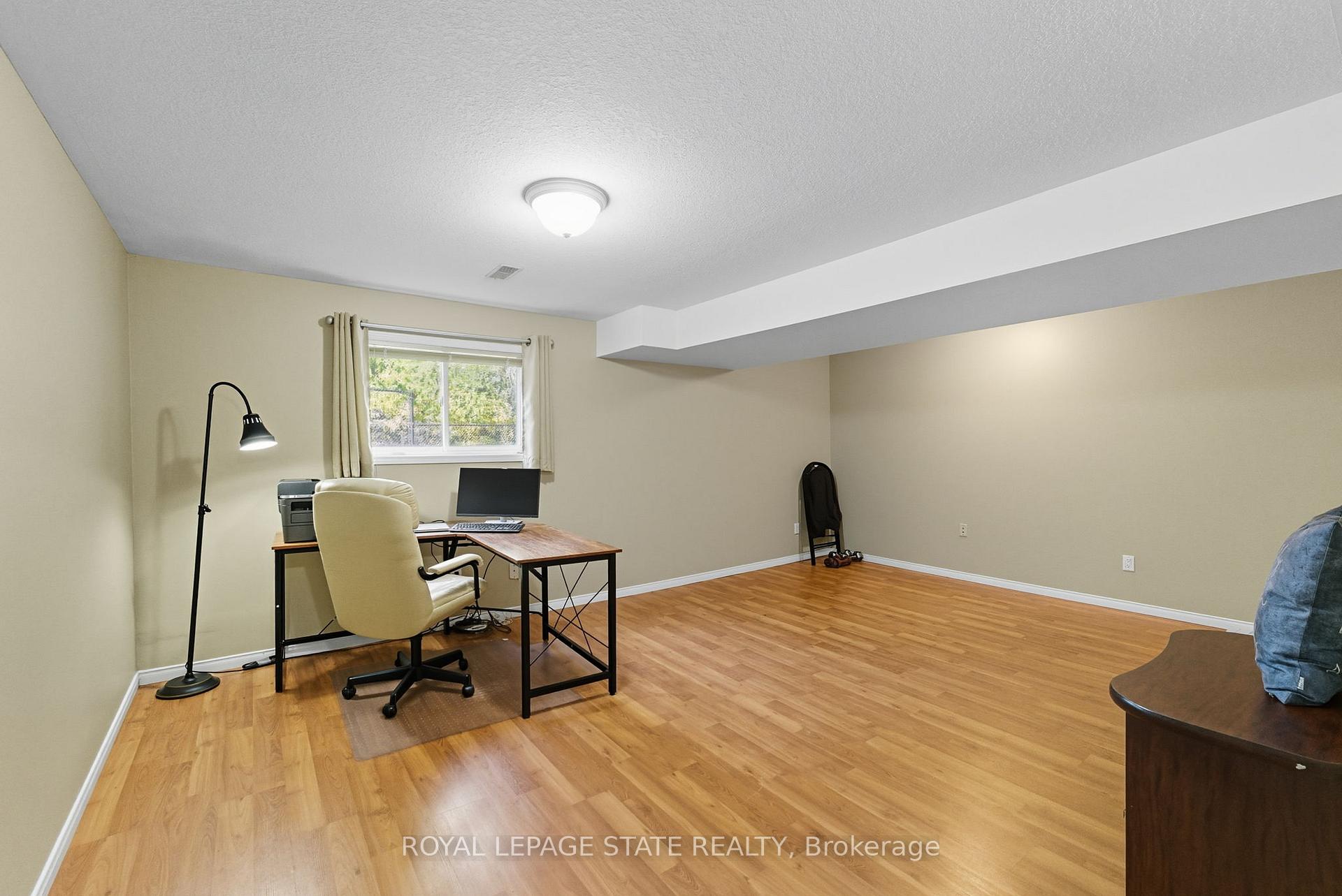 Photo 24 of 27 Glenhollow Drive, Hamilton, Stoney Creek Mountain — HOMEH