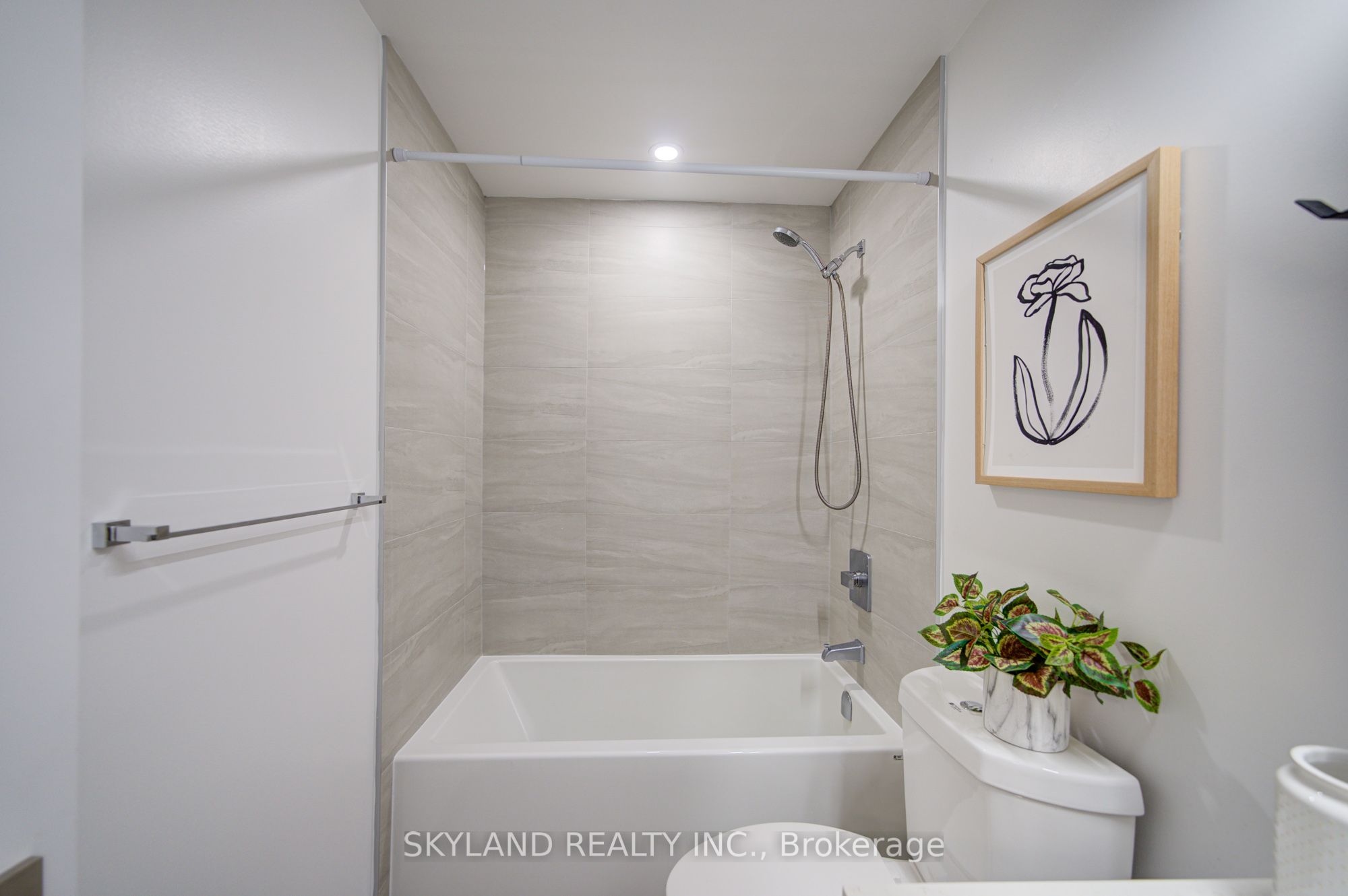 Photo 66 of Unit 708, 8 Water Walk Drive, Markham, Unionville — HOMEH