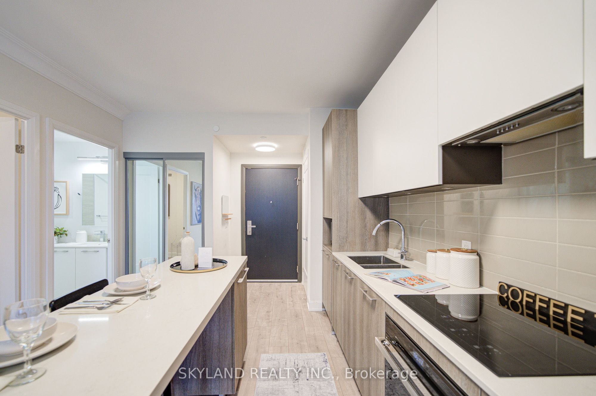 Photo 52 of Unit 708, 8 Water Walk Drive, Markham, Unionville — HOMEH