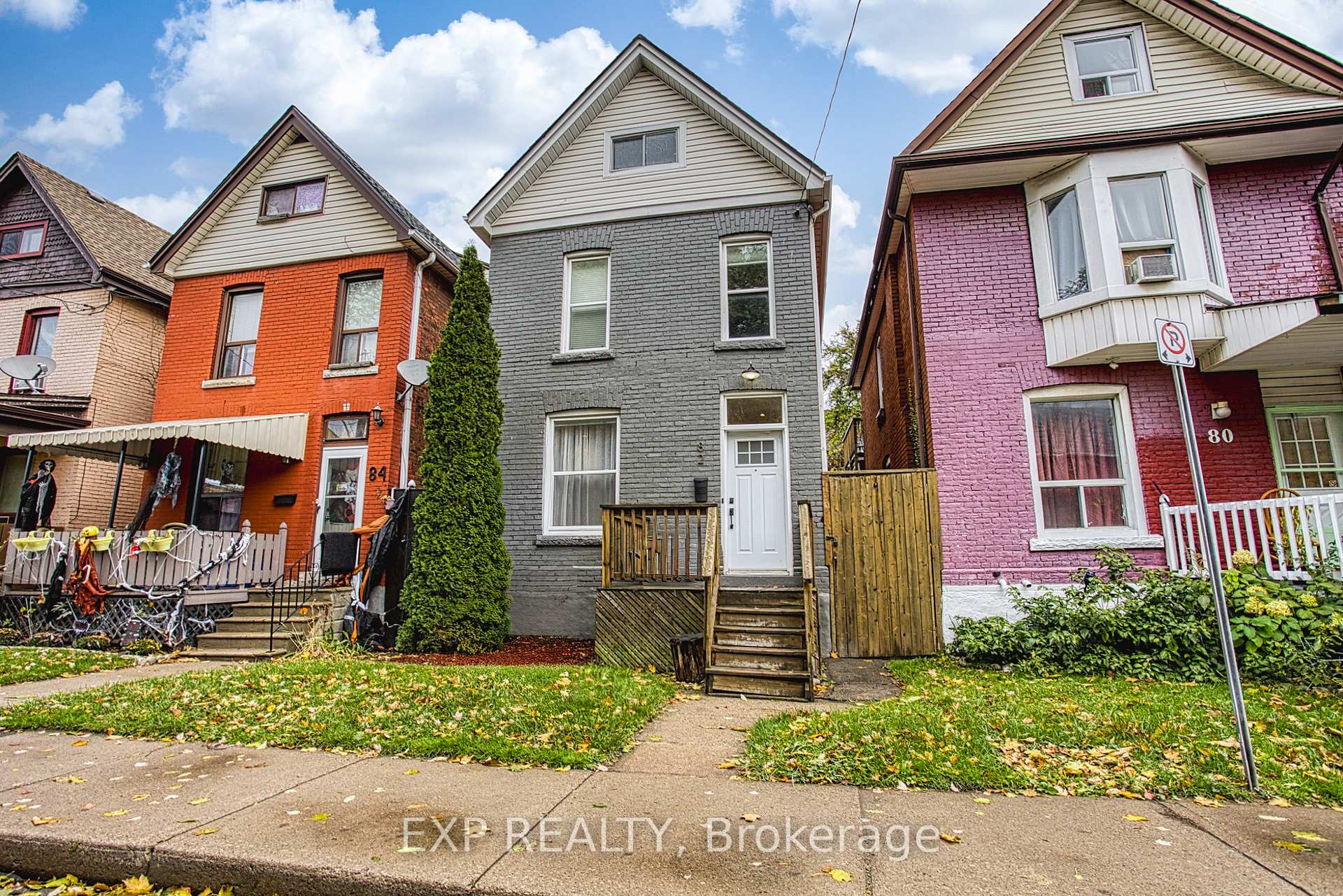 Photo 1 of 82 Ashley Street, Hamilton, Landsdale — HOMEH
