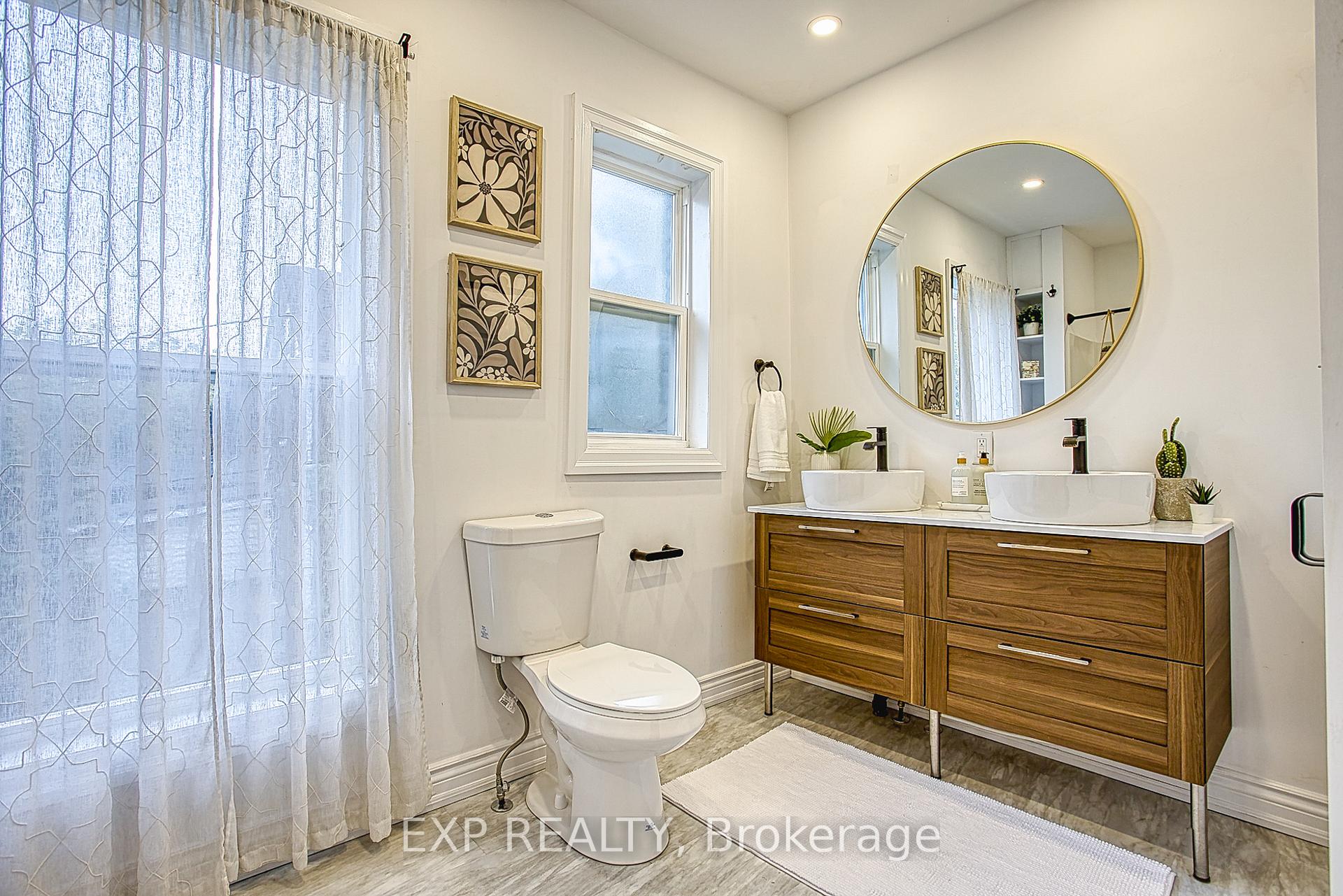 Photo 19 of 82 Ashley Street, Hamilton, Landsdale — HOMEH