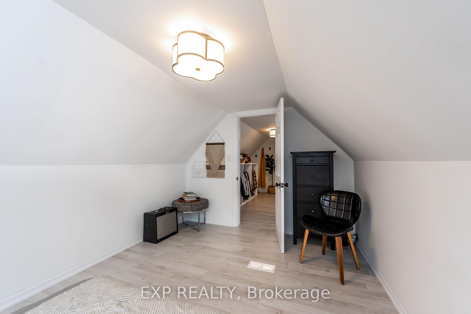 Photo 24 of 82 Ashley Street, Hamilton, Landsdale — HOMEH