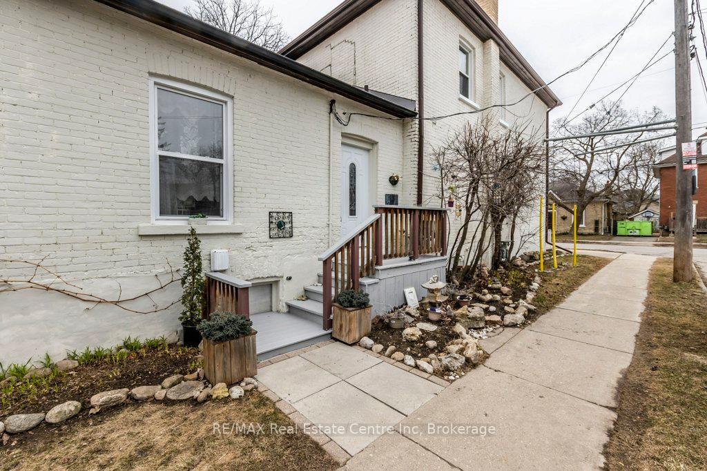 Photo 5 of 85 Ontario Street, Guelph, St. Patrick's Ward — HOMEH