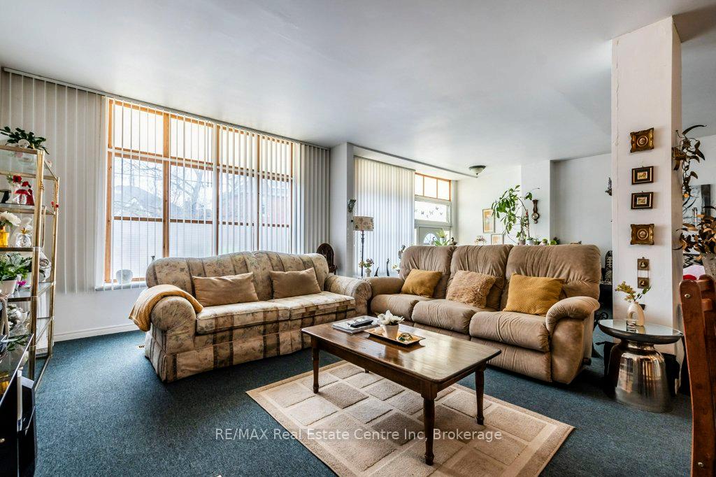 Photo 13 of 85 Ontario Street, Guelph, St. Patrick's Ward — HOMEH