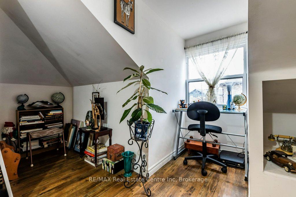 Photo 20 of 85 Ontario Street, Guelph, St. Patrick's Ward — HOMEH