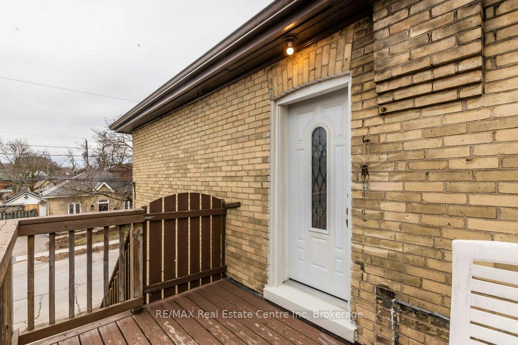 Photo 34 of 85 Ontario Street, Guelph, St. Patrick's Ward — HOMEH