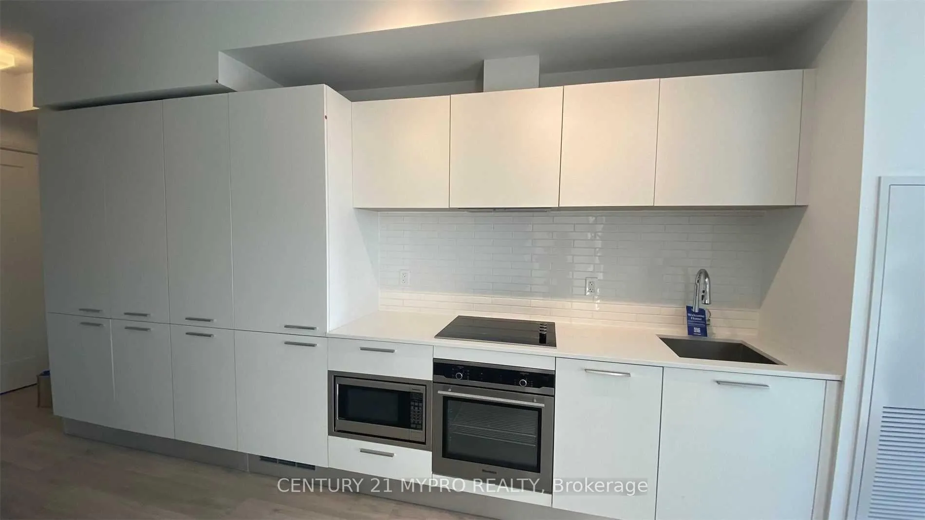 Photo 5 of Unit 2512, 3 Gloucester Street, Toronto, Church-Yonge Corridor — HOMEH