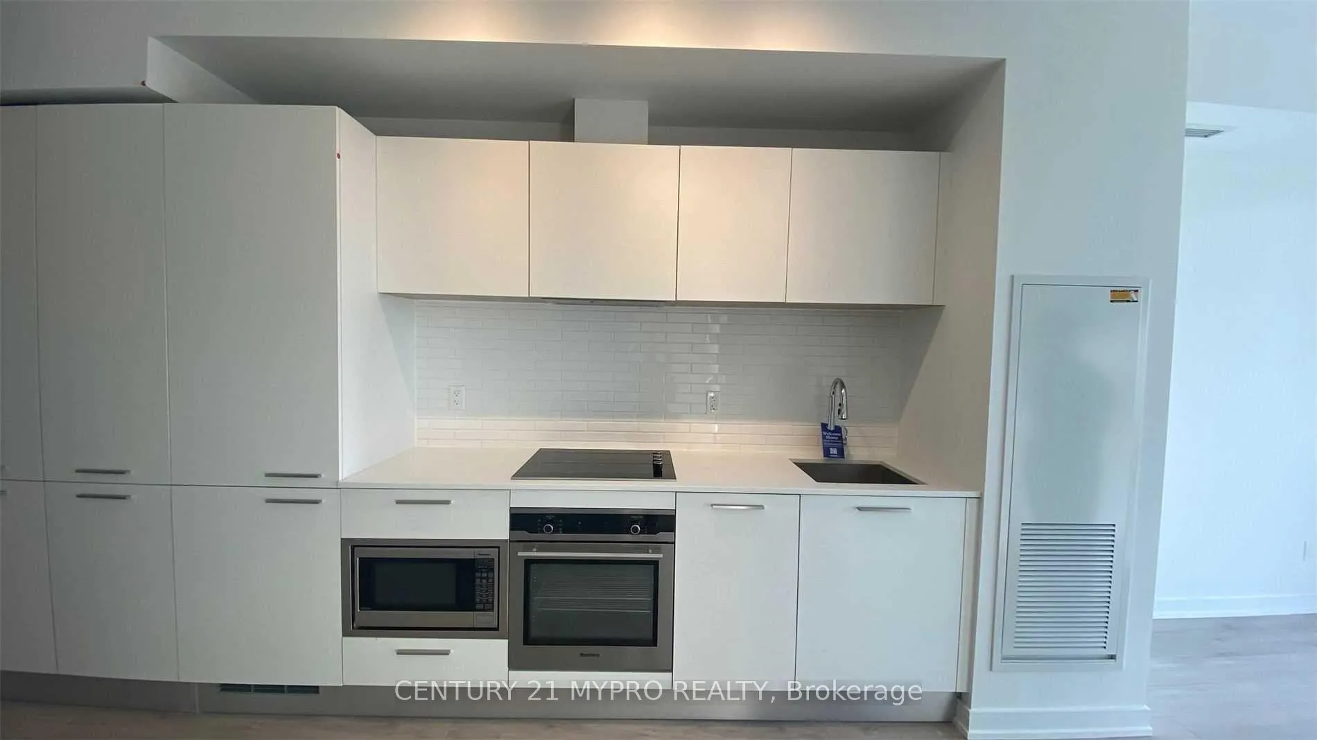 Photo 6 of Unit 2512, 3 Gloucester Street, Toronto, Church-Yonge Corridor — HOMEH