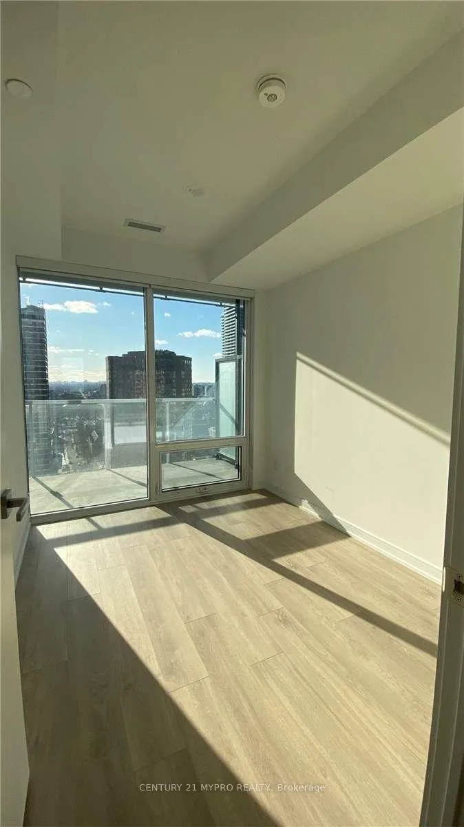 Photo 8 of Unit 2512, 3 Gloucester Street, Toronto, Church-Yonge Corridor — HOMEH
