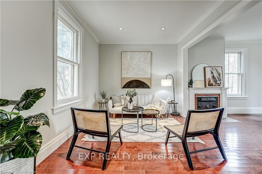 Photo 6 of 62 Queen Street, Guelph, St. George's — HOMEH