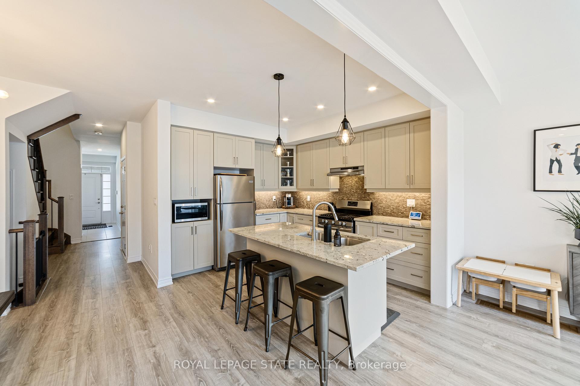 Photo 10 of Unit 43, 1890 Rymal Road E, Hamilton, Stoney Creek — HOMEH