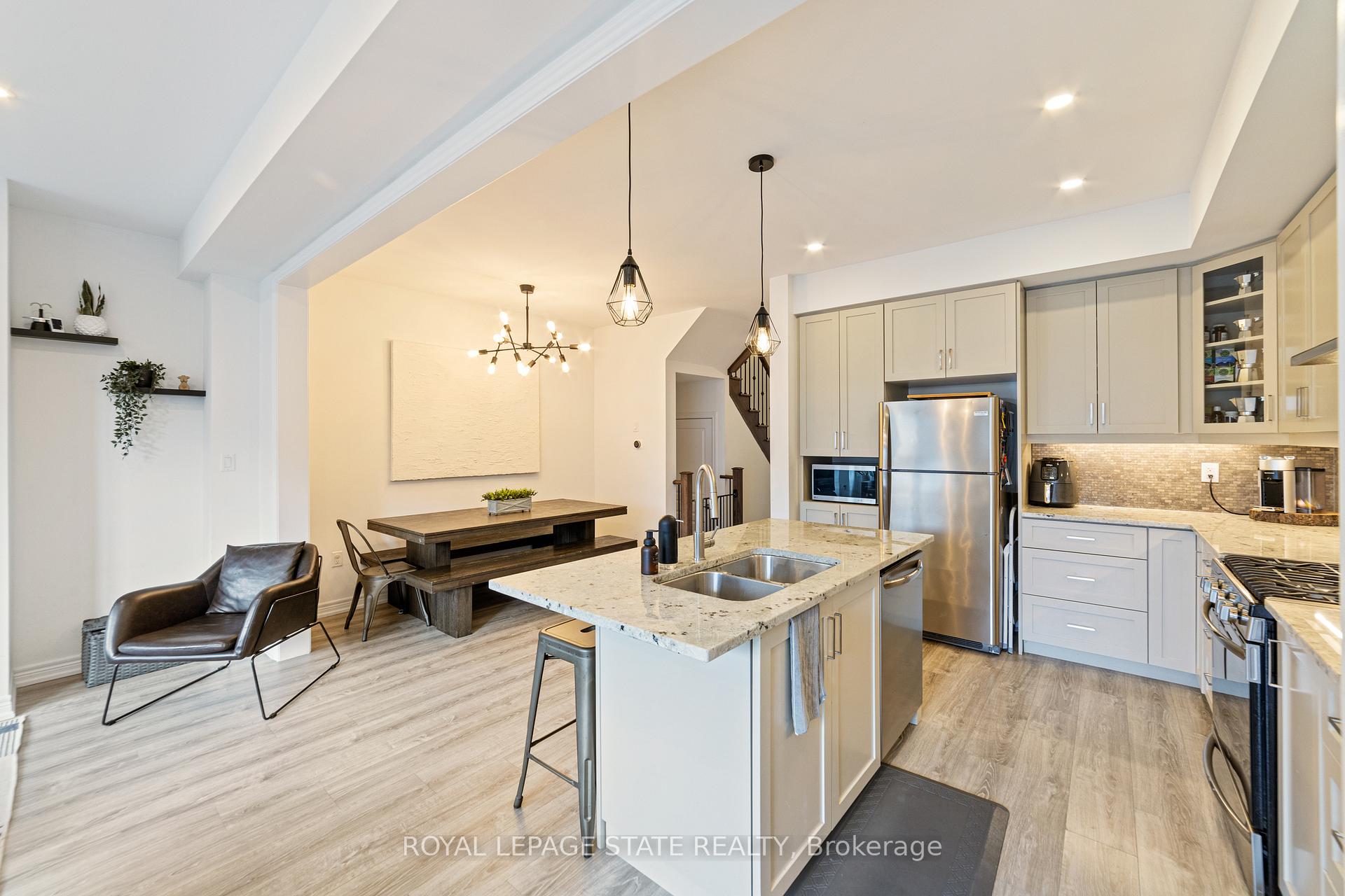 Photo 11 of Unit 43, 1890 Rymal Road E, Hamilton, Stoney Creek — HOMEH