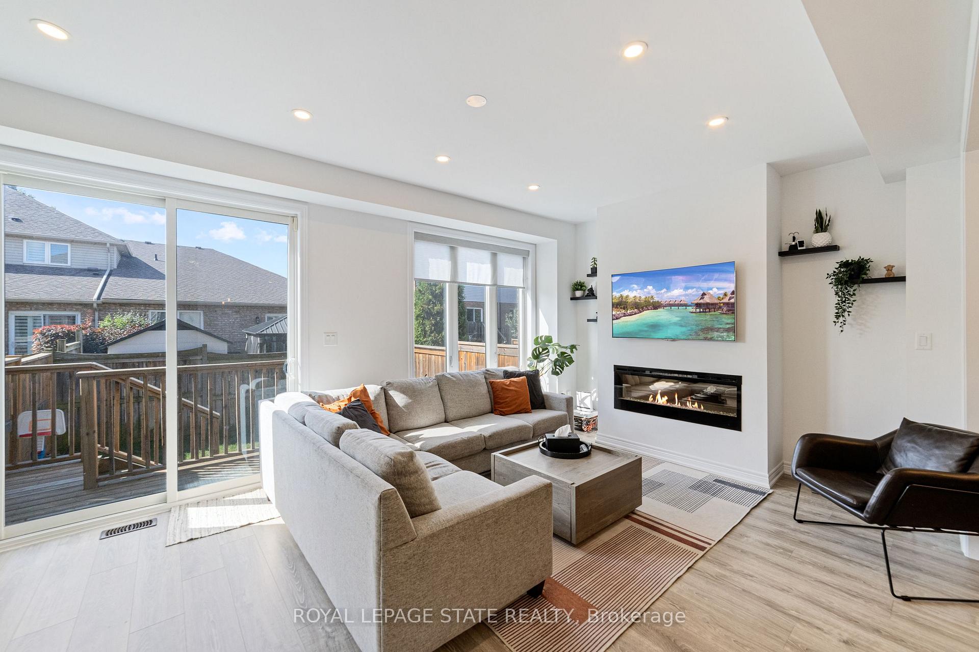 Photo 12 of Unit 43, 1890 Rymal Road E, Hamilton, Stoney Creek — HOMEH