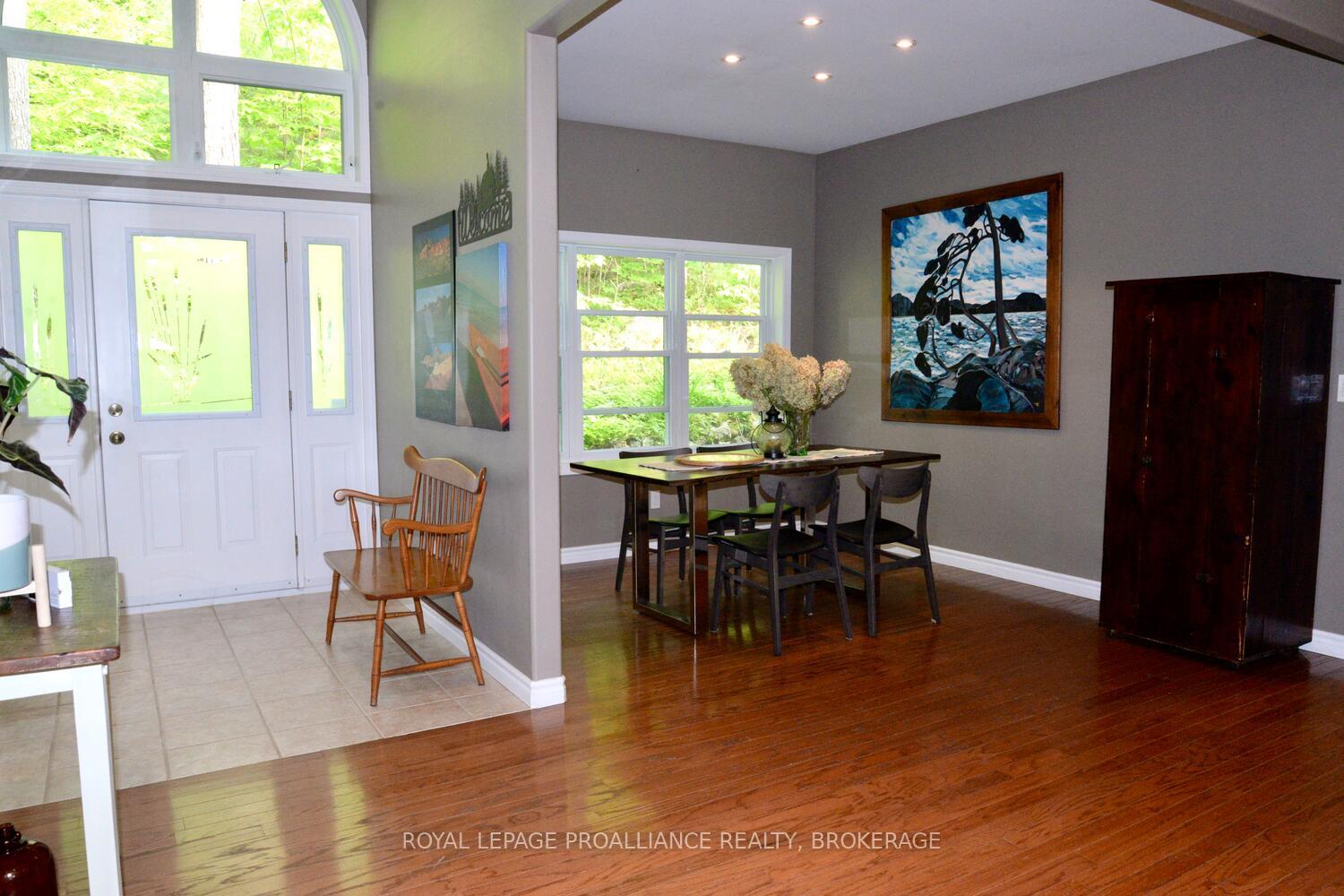 Photo 4 of 1105 Tober Lane, Frontenac, Frontenac South — HOMEH