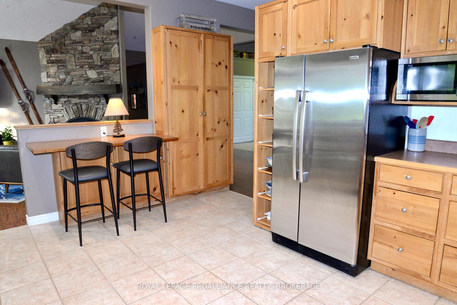 Photo 13 of 1105 Tober Lane, Frontenac, Frontenac South — HOMEH