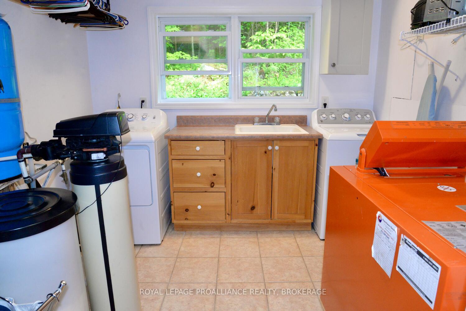 Photo 26 of 1105 Tober Lane, Frontenac, Frontenac South — HOMEH