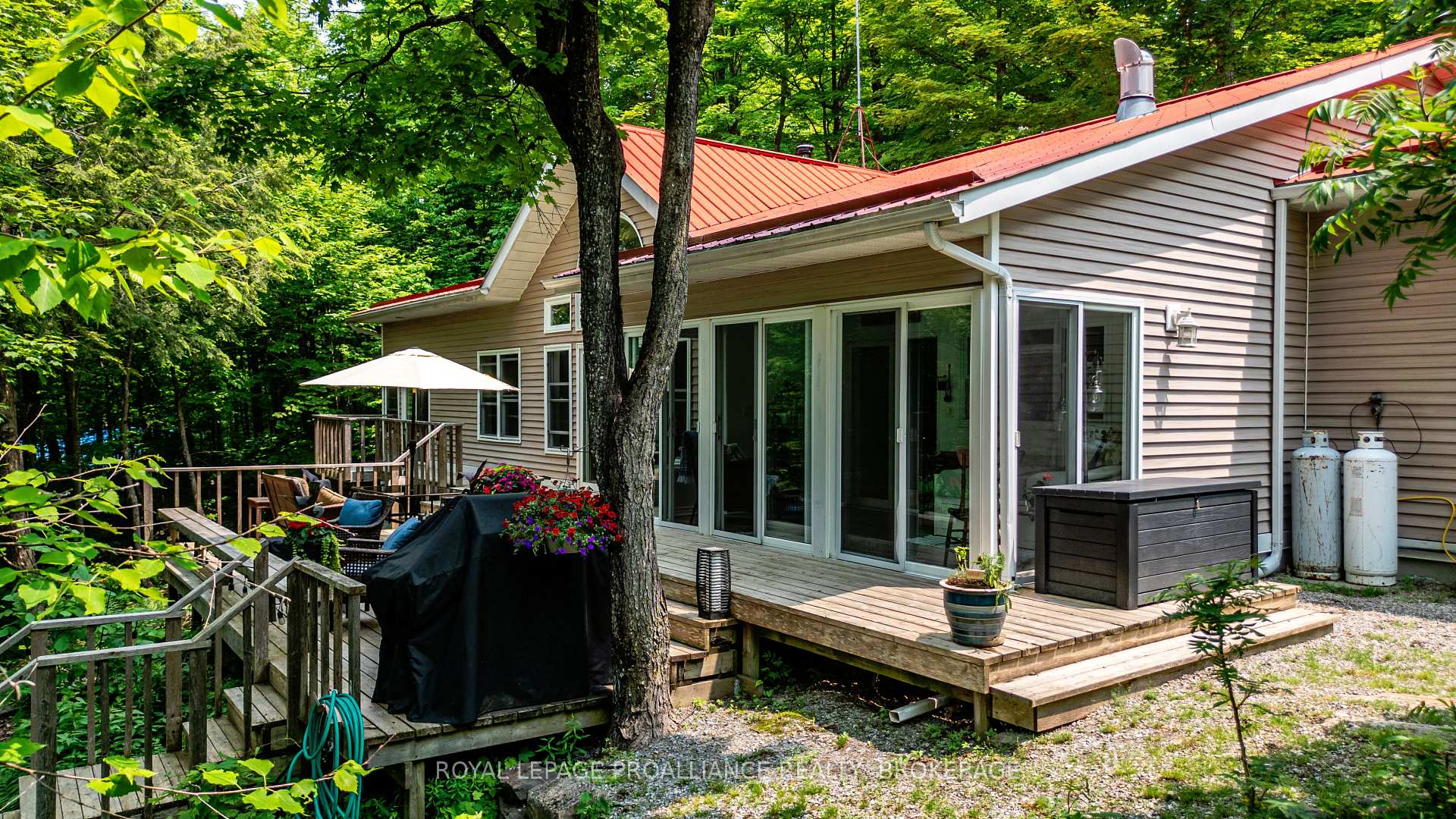 Photo 42 of 1105 Tober Lane, Frontenac, Frontenac South — HOMEH