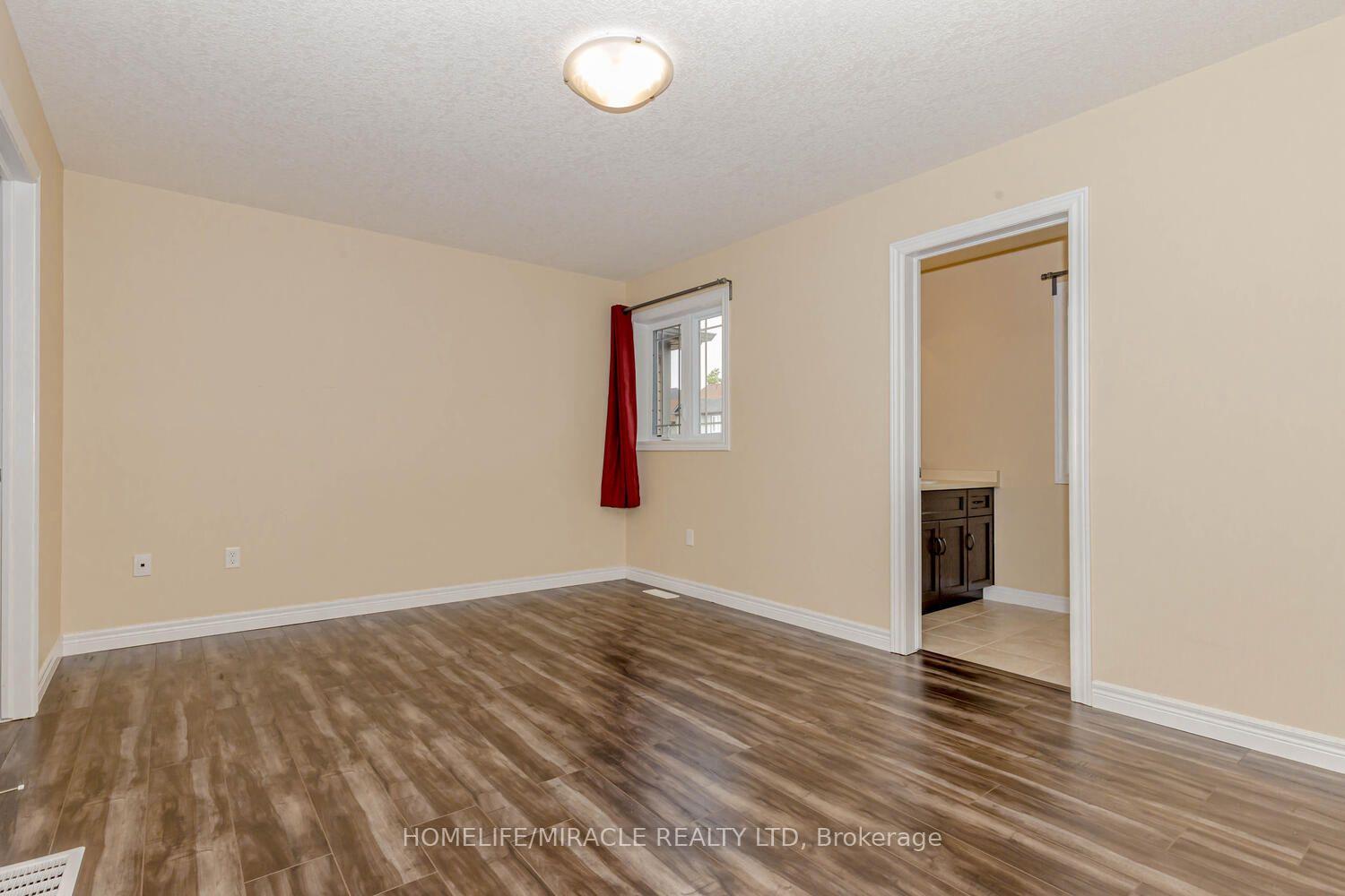 Photo 25 of 83 Oakes Crescent, Guelph, Grange Road — HOMEH
