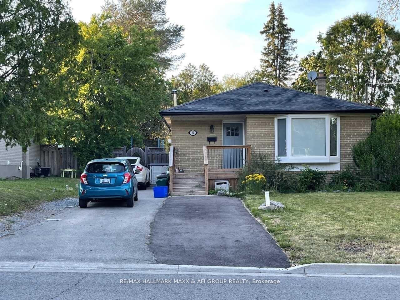 Photo 1 of Unit Main Fl, 92 Richardson Drive, Aurora, Aurora Highlands — HOMEH