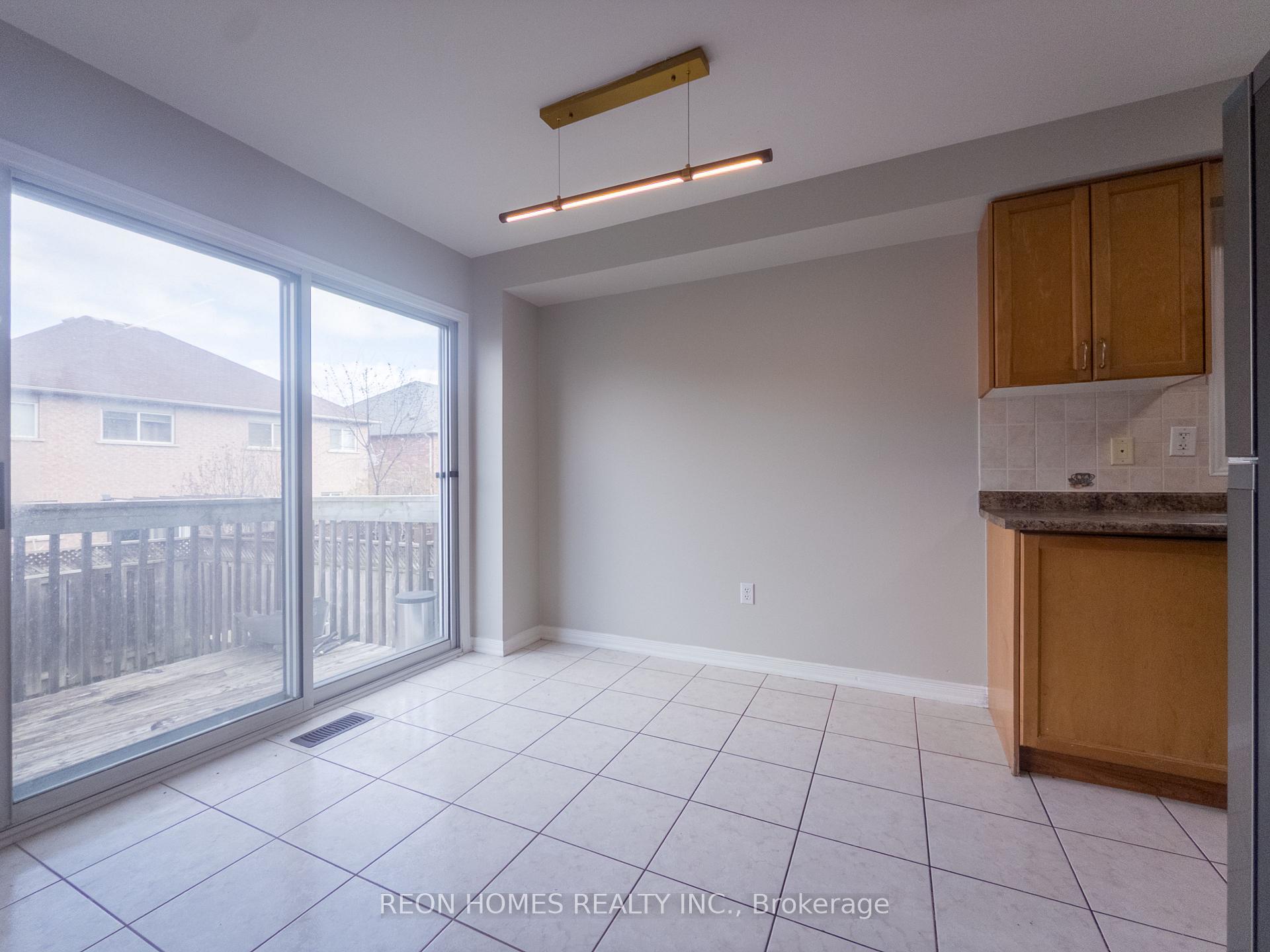 Photo 4 of 25 Hot Spring Road, Brampton, Sandringham-Wellington — HOMEH