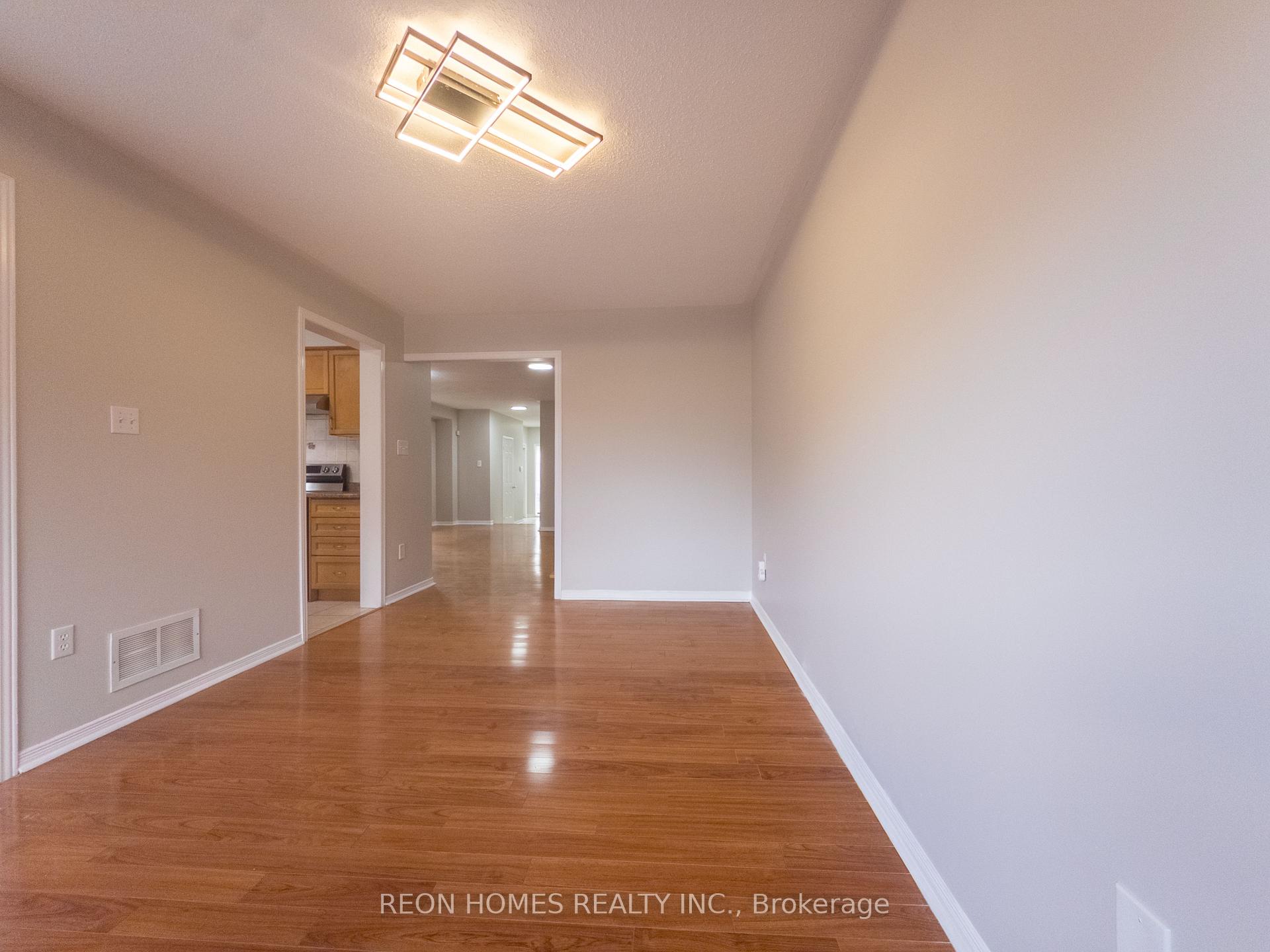 Photo 12 of 25 Hot Spring Road, Brampton, Sandringham-Wellington — HOMEH