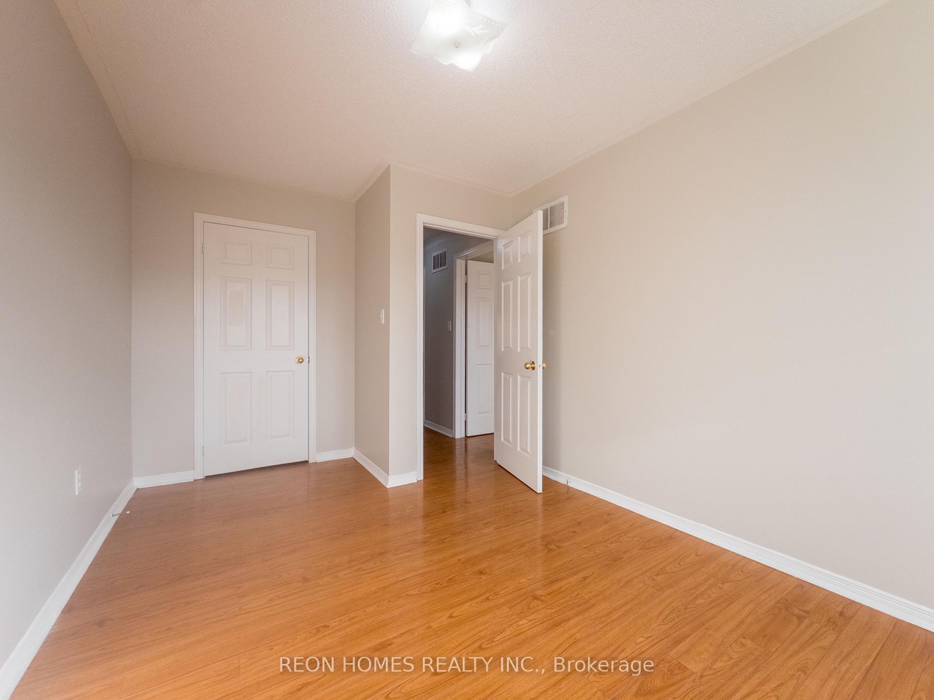 Photo 32 of 25 Hot Spring Road, Brampton, Sandringham-Wellington — HOMEH