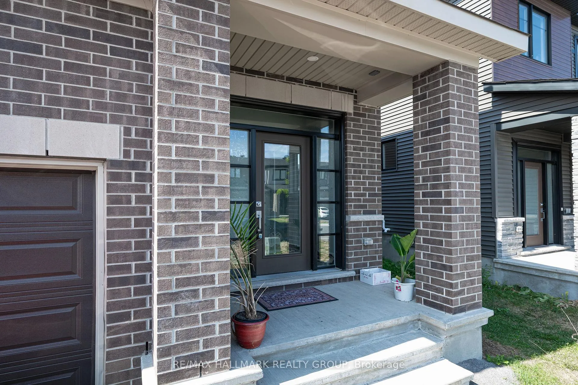 Photo 6 of 646 Hamsa Street, Ottawa, Barrhaven - Heritage Park — HOMEH