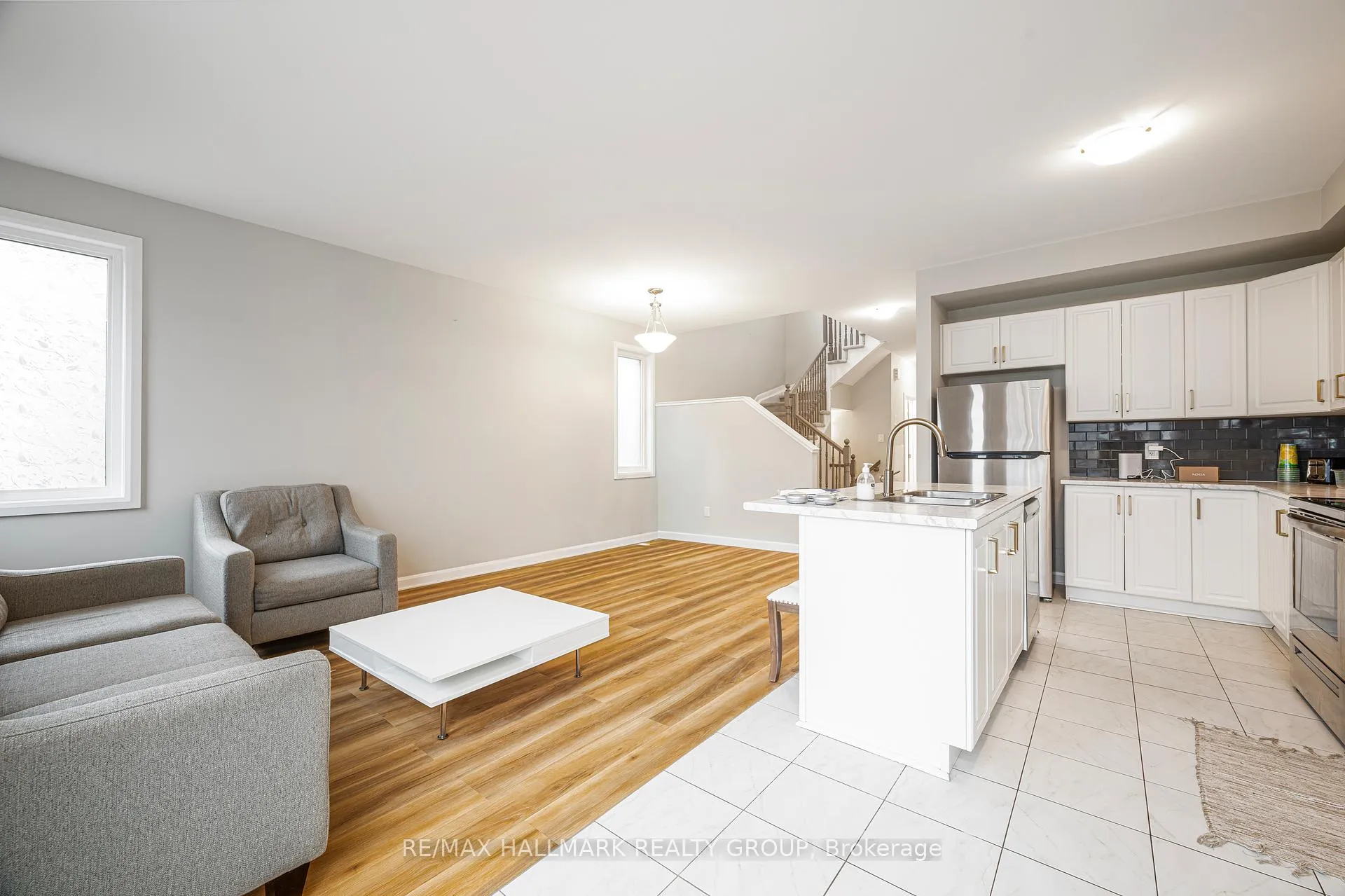 Photo 13 of 646 Hamsa Street, Ottawa, Barrhaven - Heritage Park — HOMEH