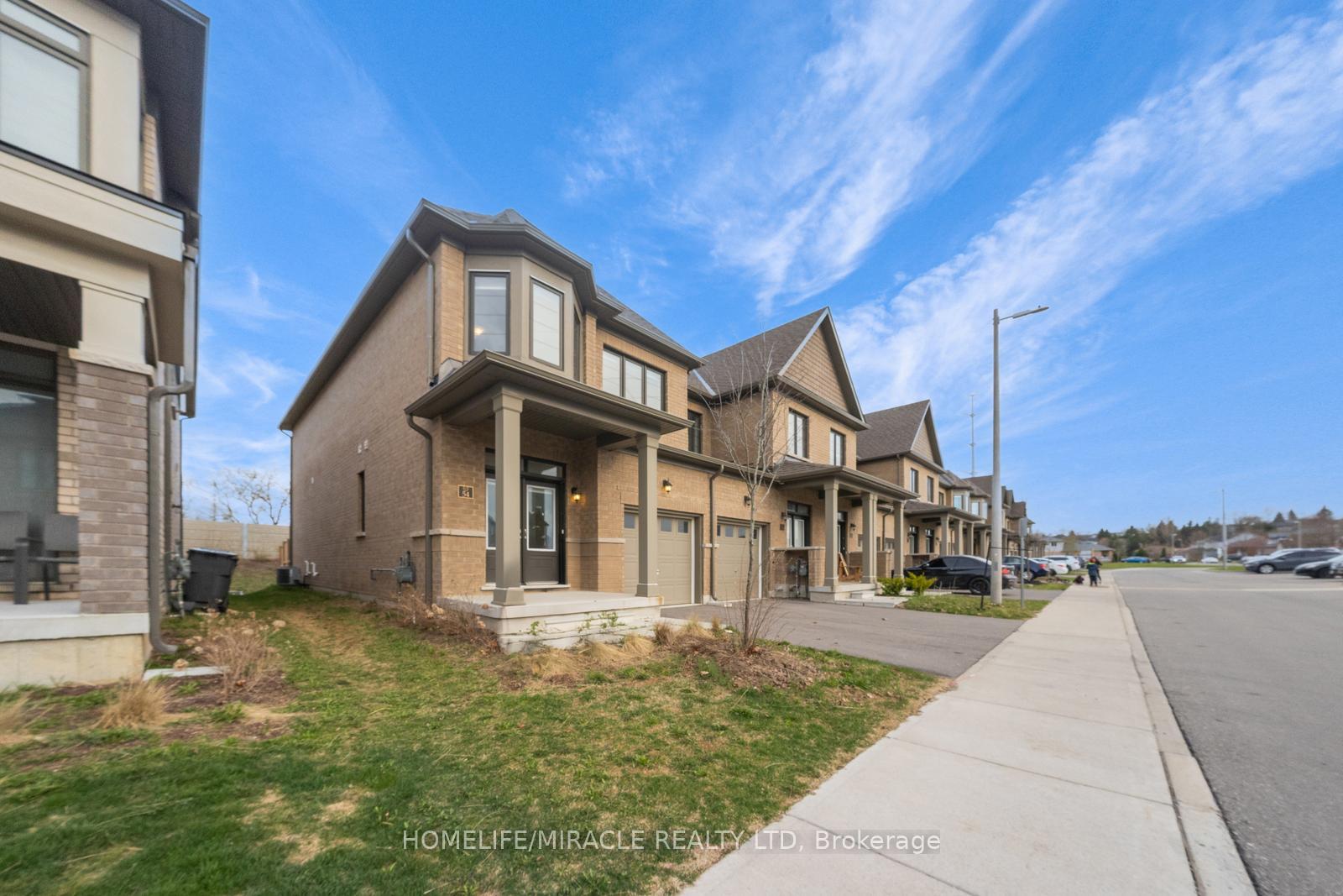 Photo 3 of Unit 54, 166 Deerpath Drive, Guelph, Willow West/Sugarbush/West Acres — HOMEH