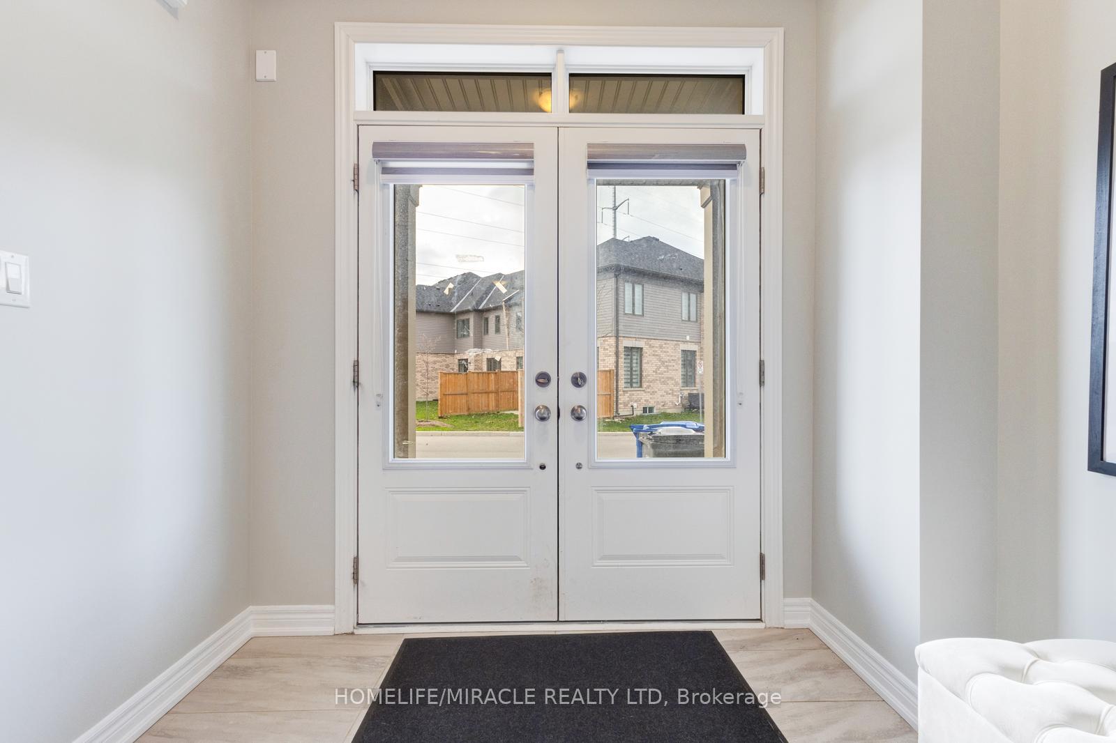 Photo 4 of Unit 54, 166 Deerpath Drive, Guelph, Willow West/Sugarbush/West Acres — HOMEH