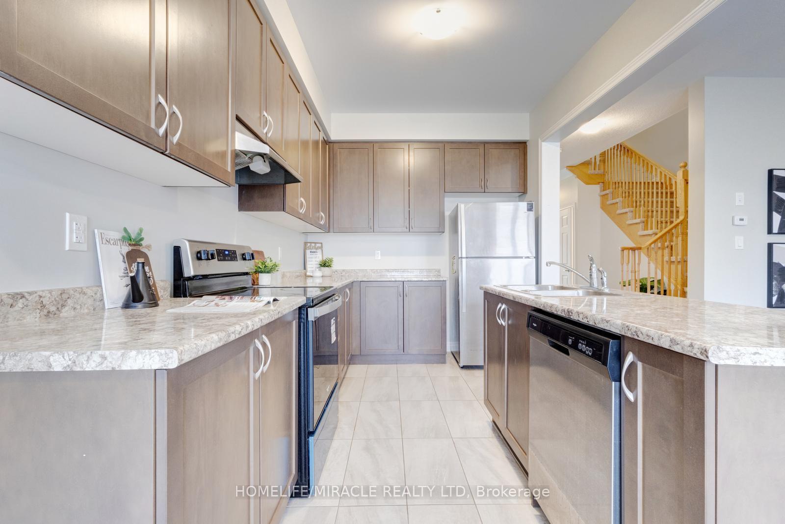 Photo 13 of Unit 54, 166 Deerpath Drive, Guelph, Willow West/Sugarbush/West Acres — HOMEH
