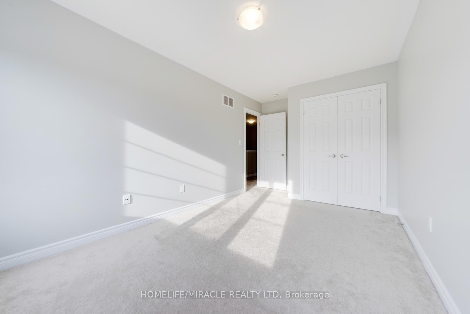 Photo 32 of Unit 54, 166 Deerpath Drive, Guelph, Willow West/Sugarbush/West Acres — HOMEH