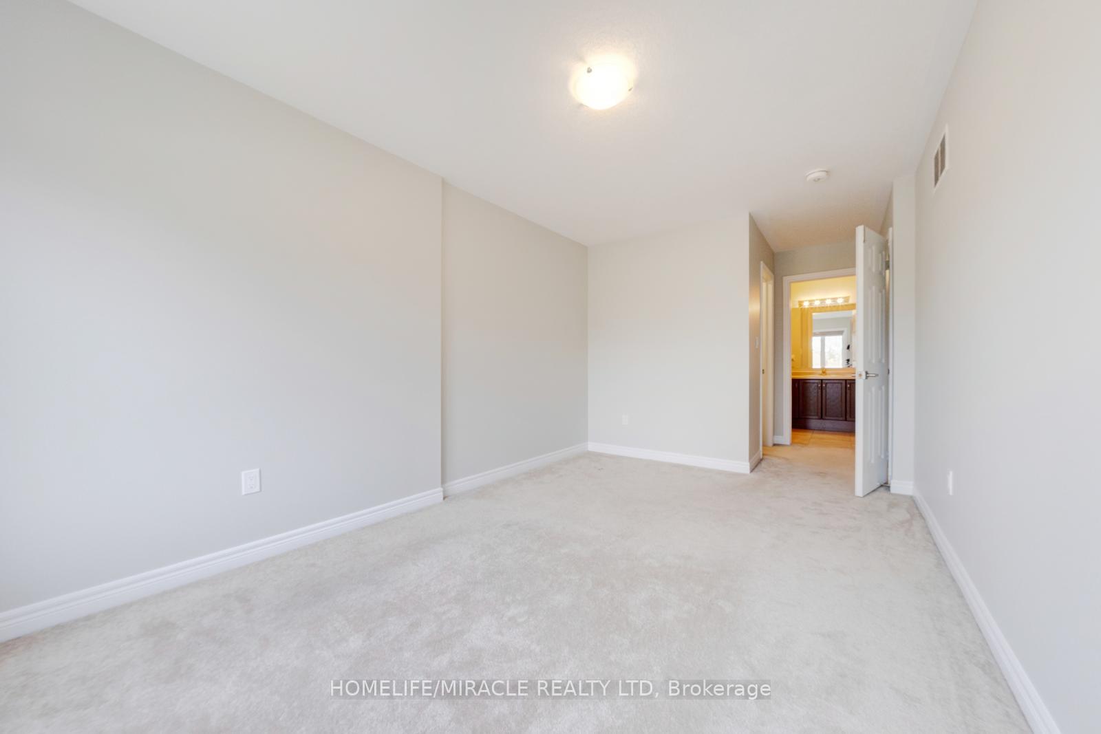 Photo 43 of Unit 54, 166 Deerpath Drive, Guelph, Willow West/Sugarbush/West Acres — HOMEH