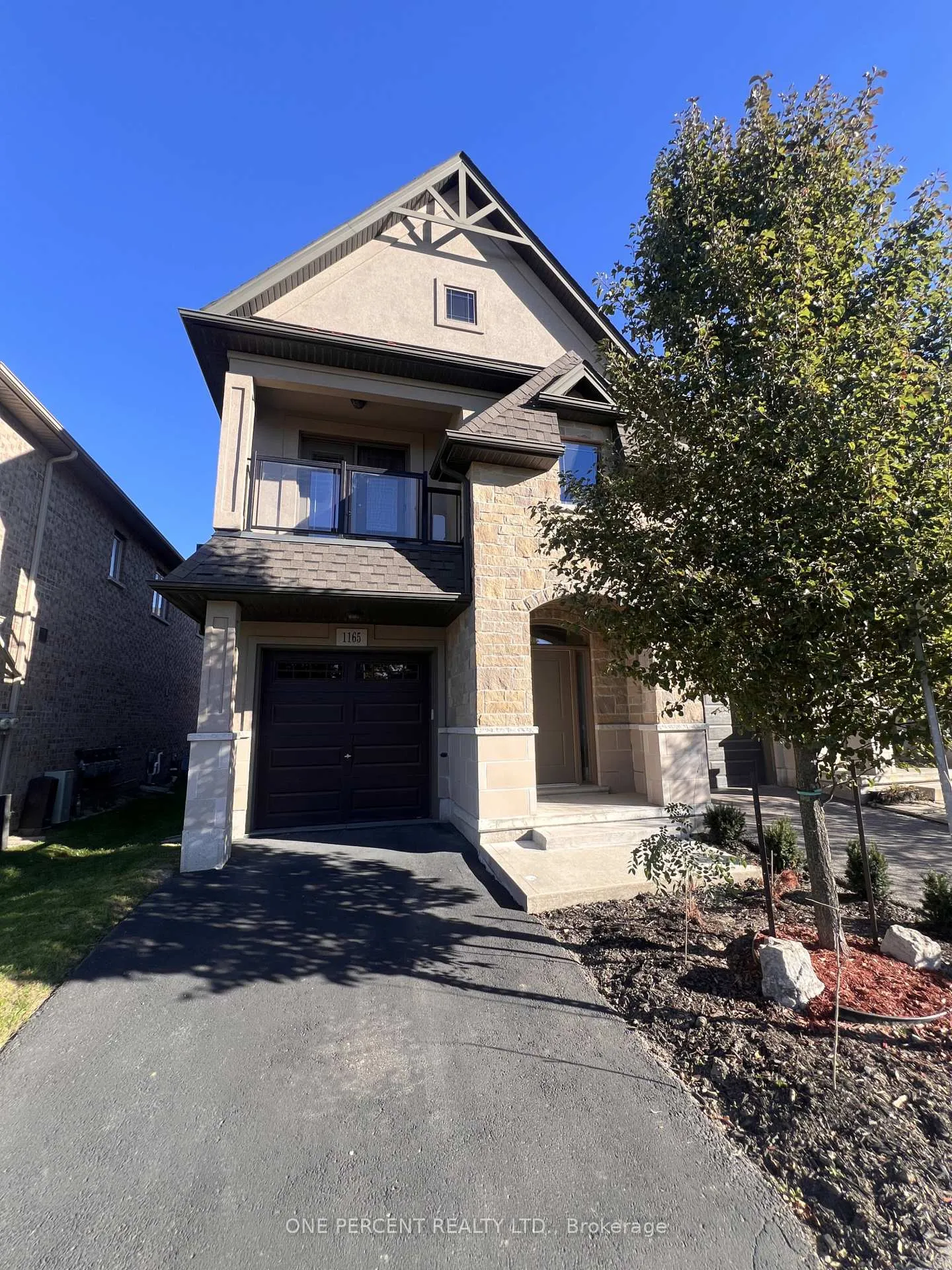 Photo 1 of 1165 West 5th Street, Hamilton, Mewburn — HOMEH
